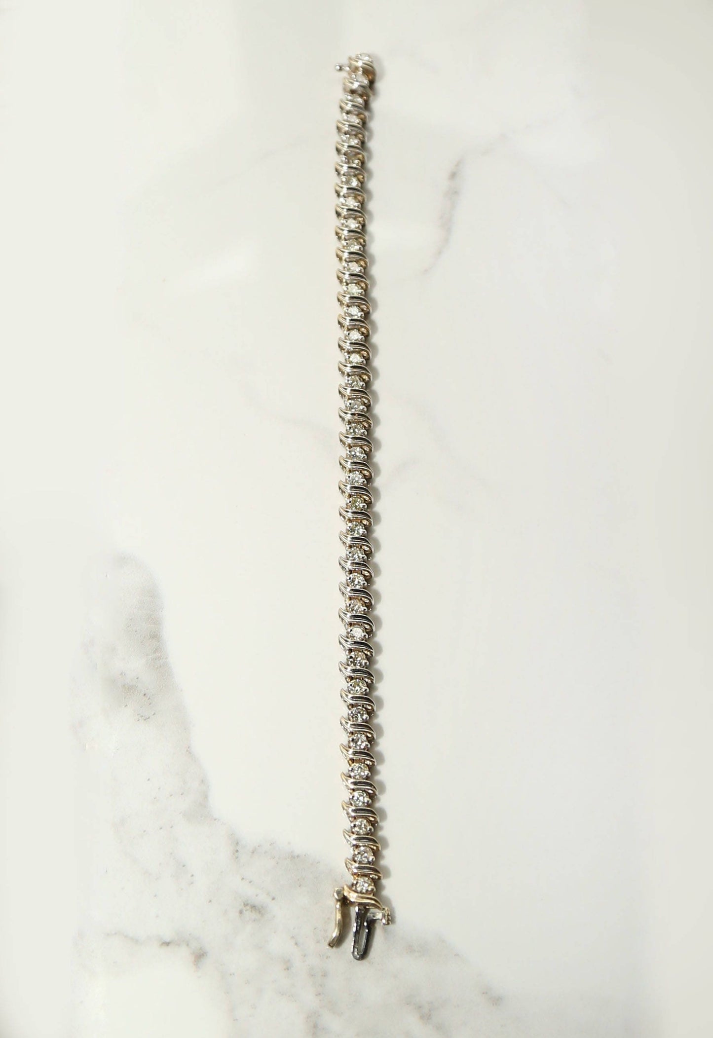 Vintage 14k gold diamond tennis bracelet