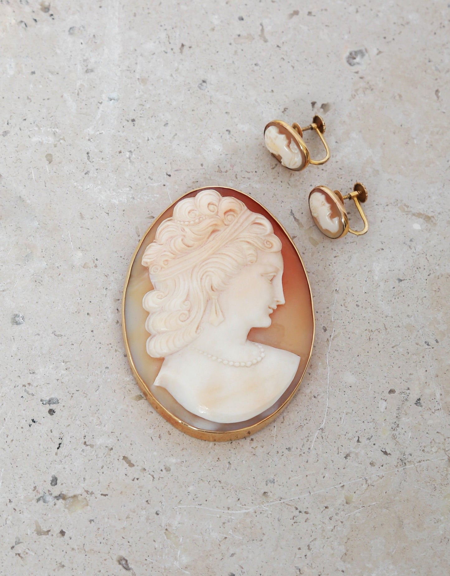 Antique Vintage 14K carved shell Cameo pendant Brooch earring set