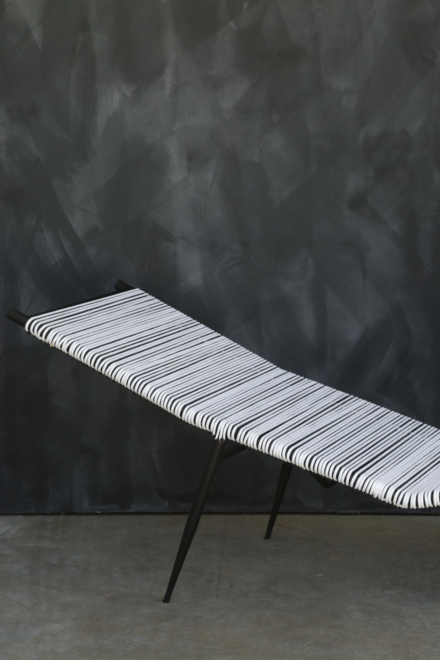 Walter Lamb Surfline lounger | Vintage Walter Lamb outdoor lounge chair