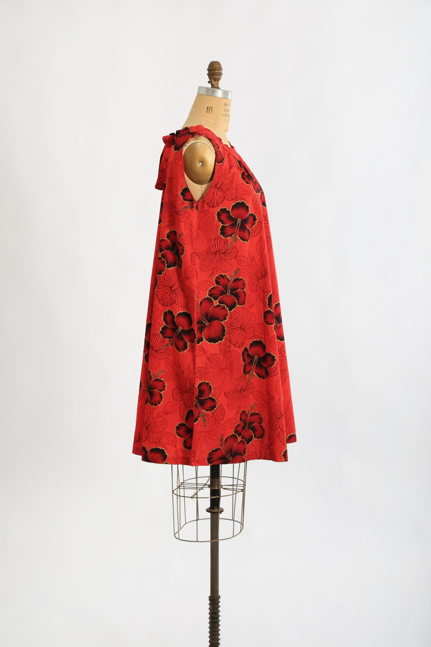 Vintage 1960s deadstock Red tropical hand painted Hibiscus dress