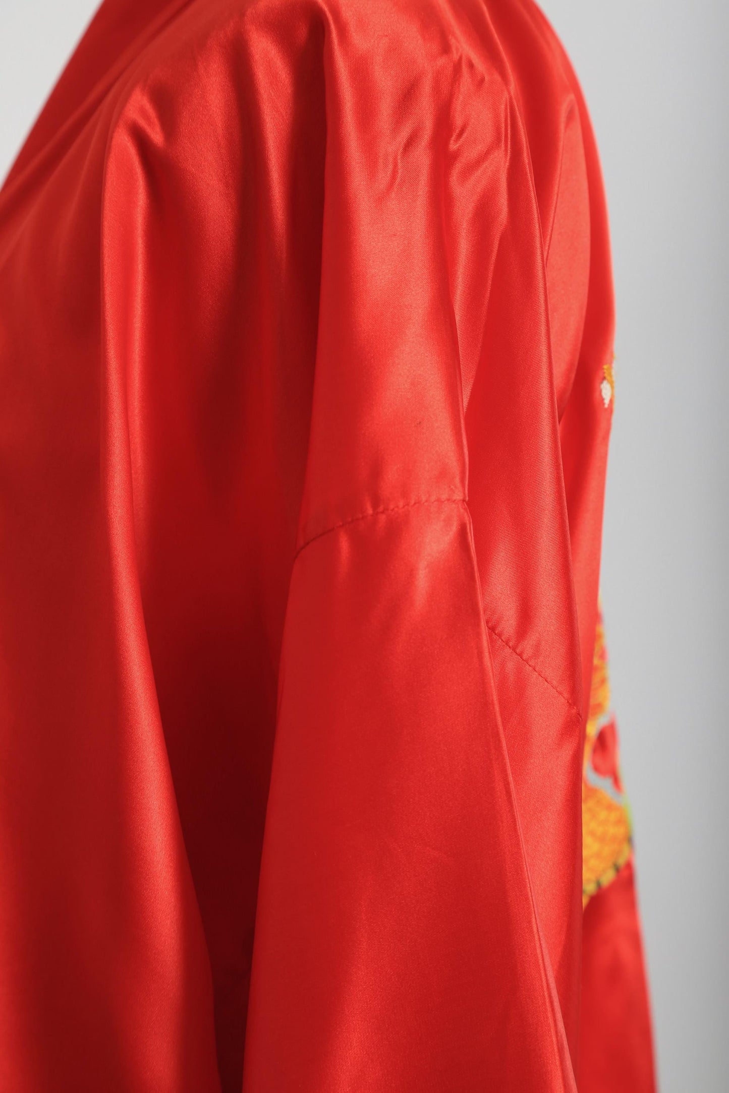 Golden Bee silk robe | Vintage Chinese hand embroidered Red purse silk dragon robe