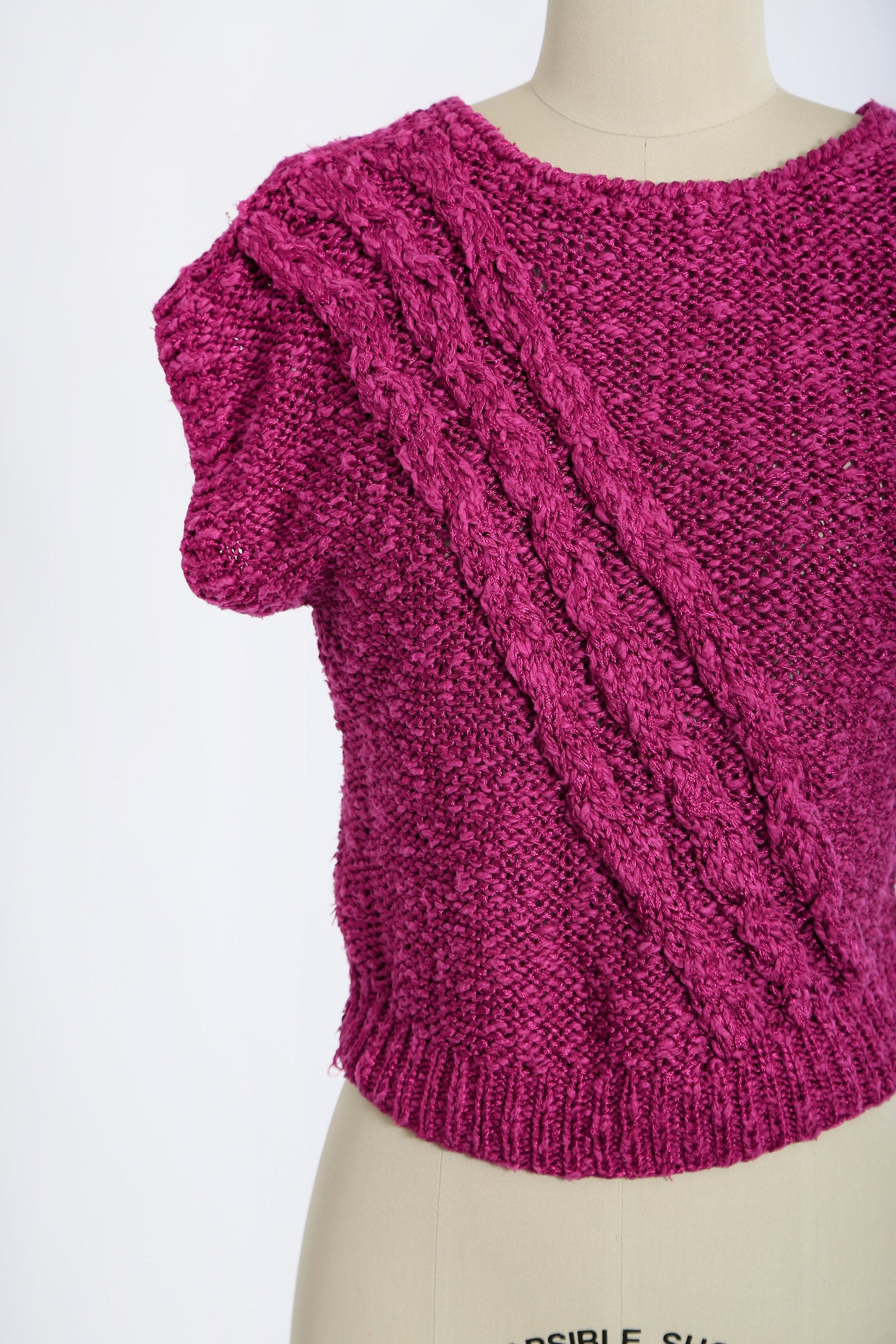 Vintage 80s hand knit bright purple linen cotton cropped sweater