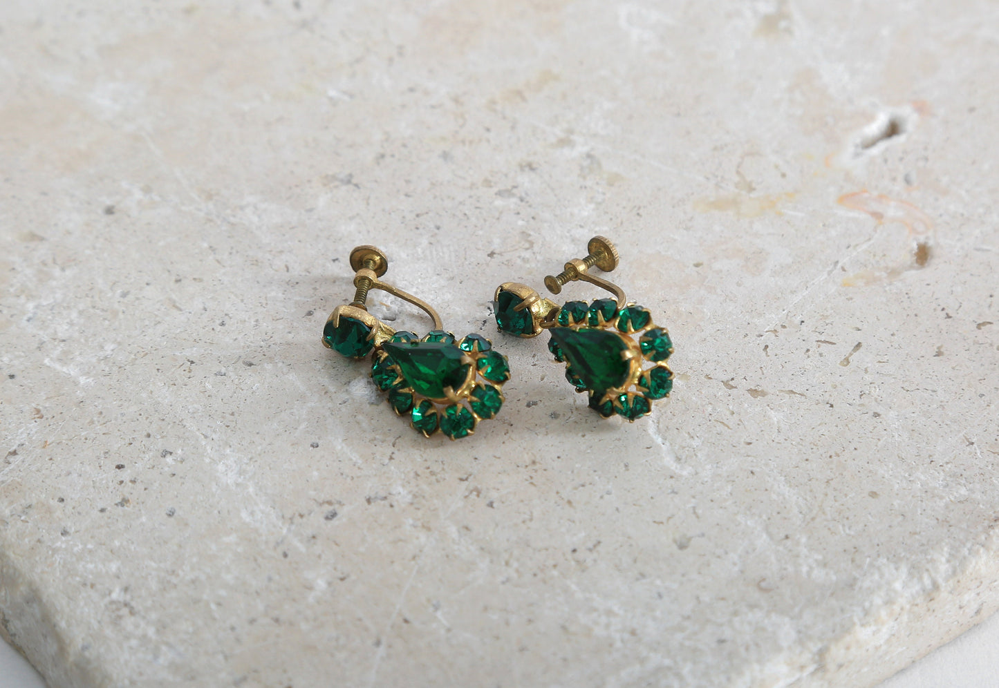 Vintage 50s Czech glass emerald green screw back earrings