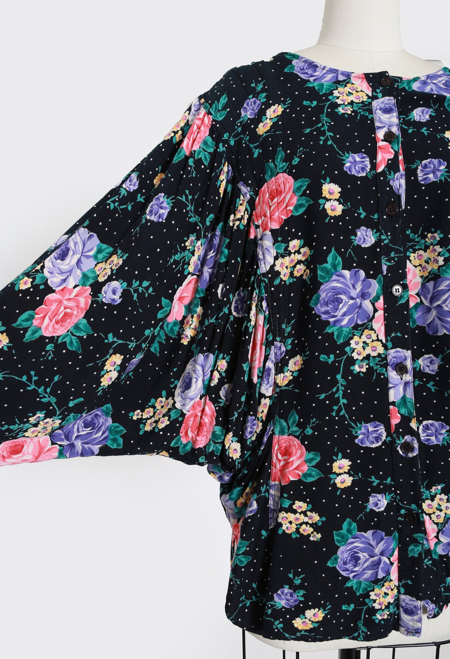 Vintage 80s Batwing floral rose rayon blouse