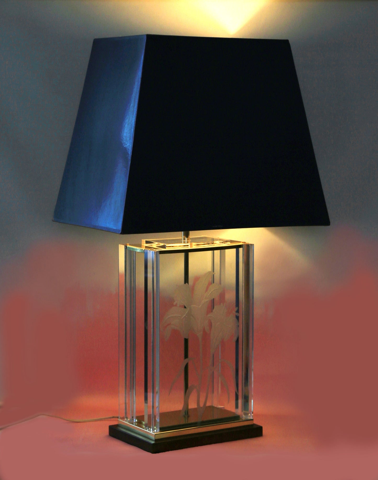 Vintage Fredrick Ramond signed Hollywood Regency acrylic floral etched glass lamp