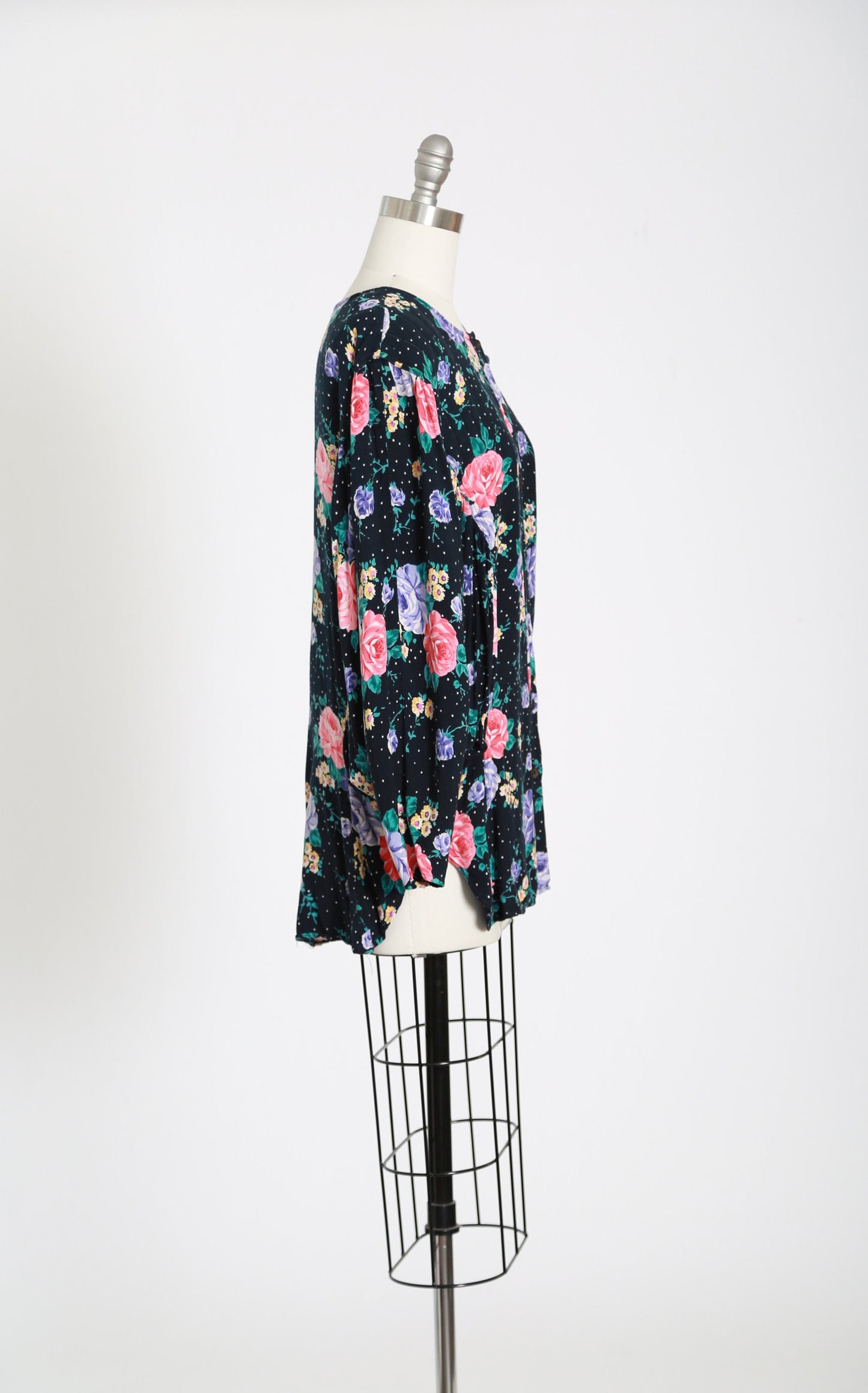 Vintage 80s Batwing floral rose rayon blouse