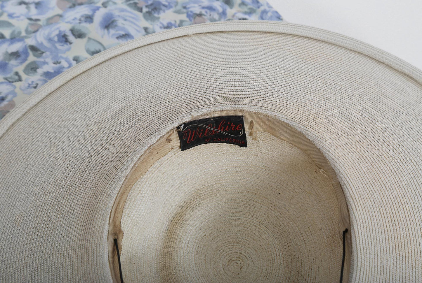 Vintage 1940s straw wide brim hat