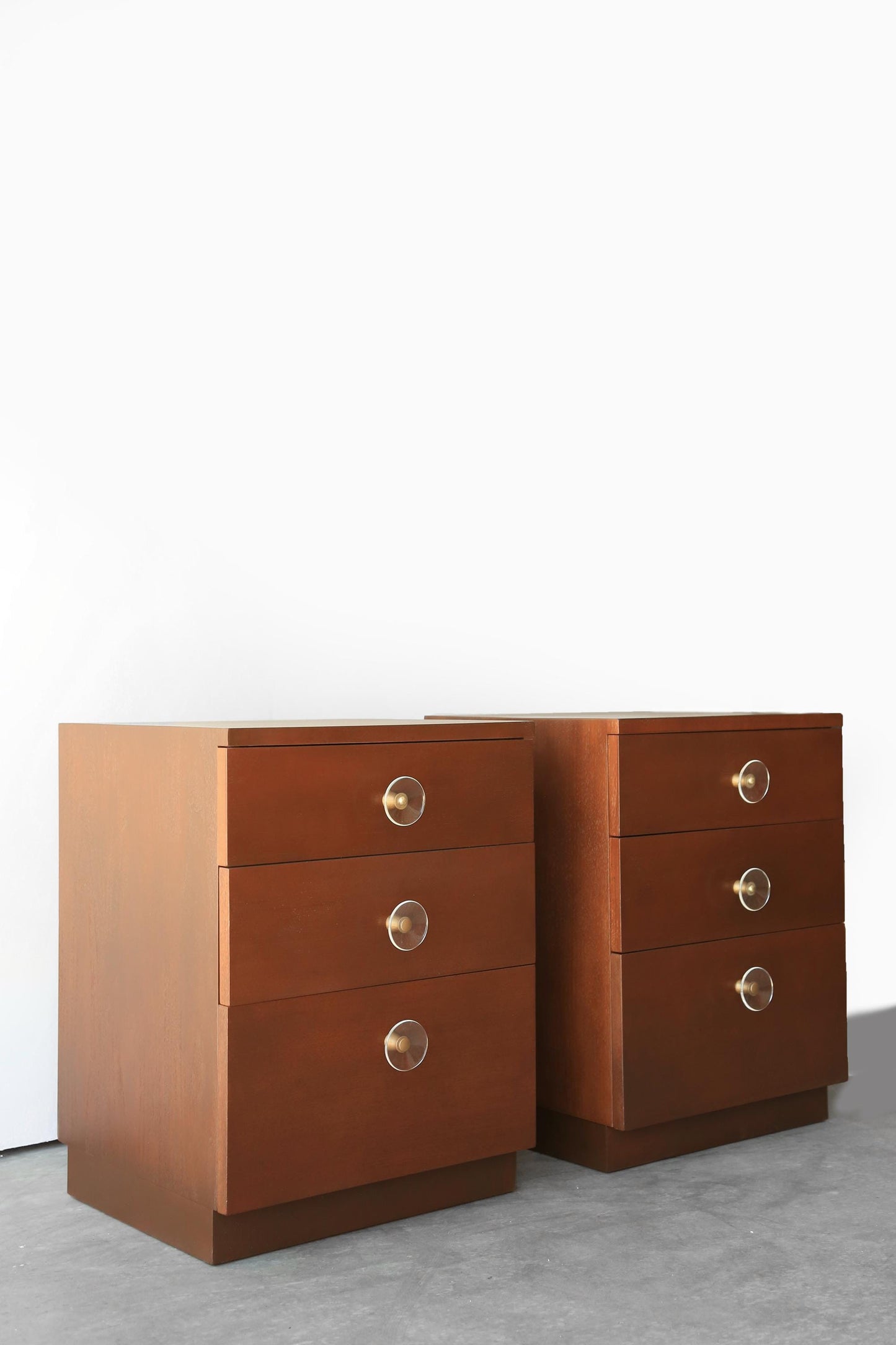 Rare 1940s (1942) Gilbert Rohde for Herman Miller #4246 Paldao wood nightstands pair