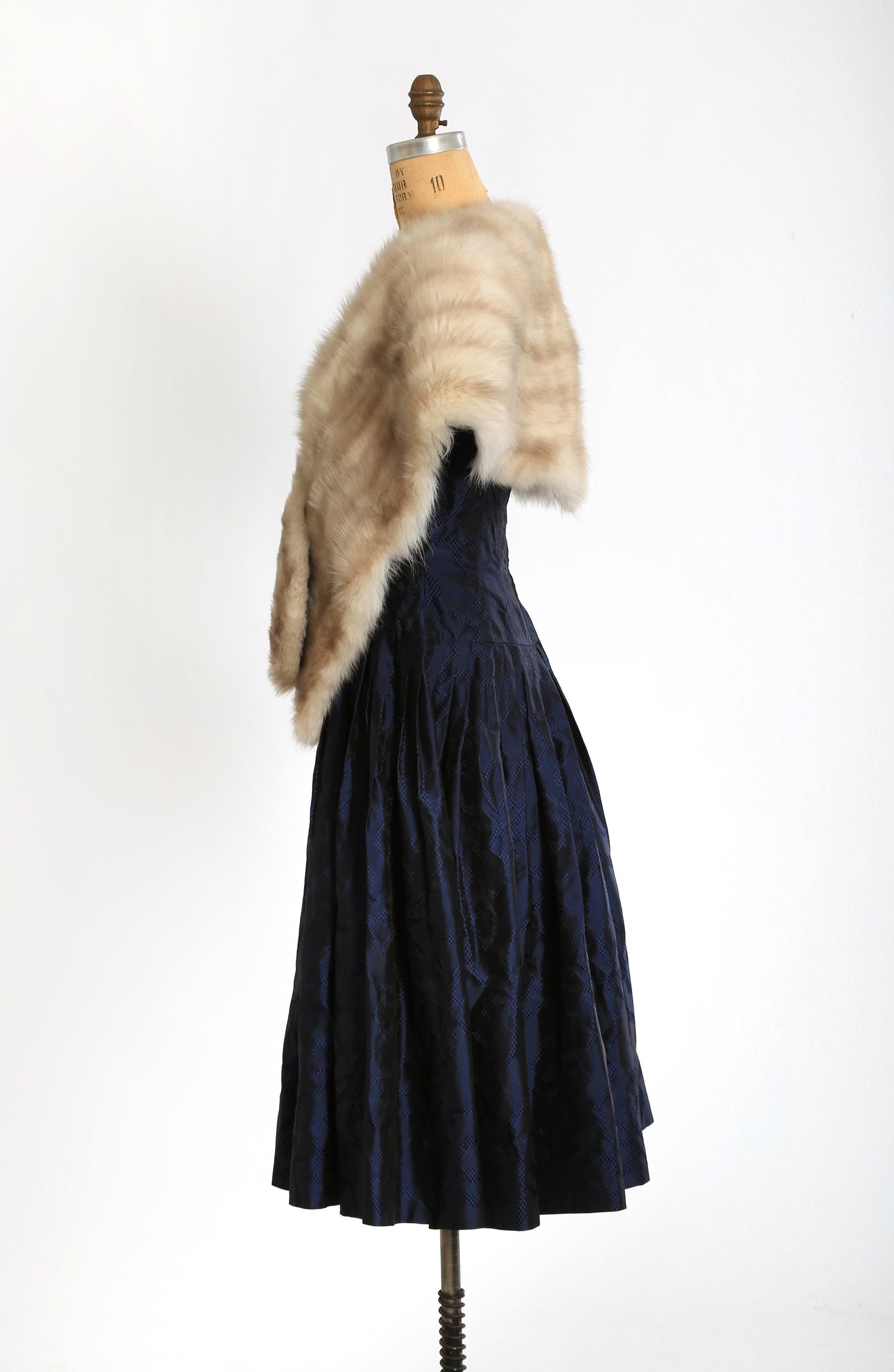 Vintage 50s fox fur stole wrap shawl | wedding white fox fur shawl stole