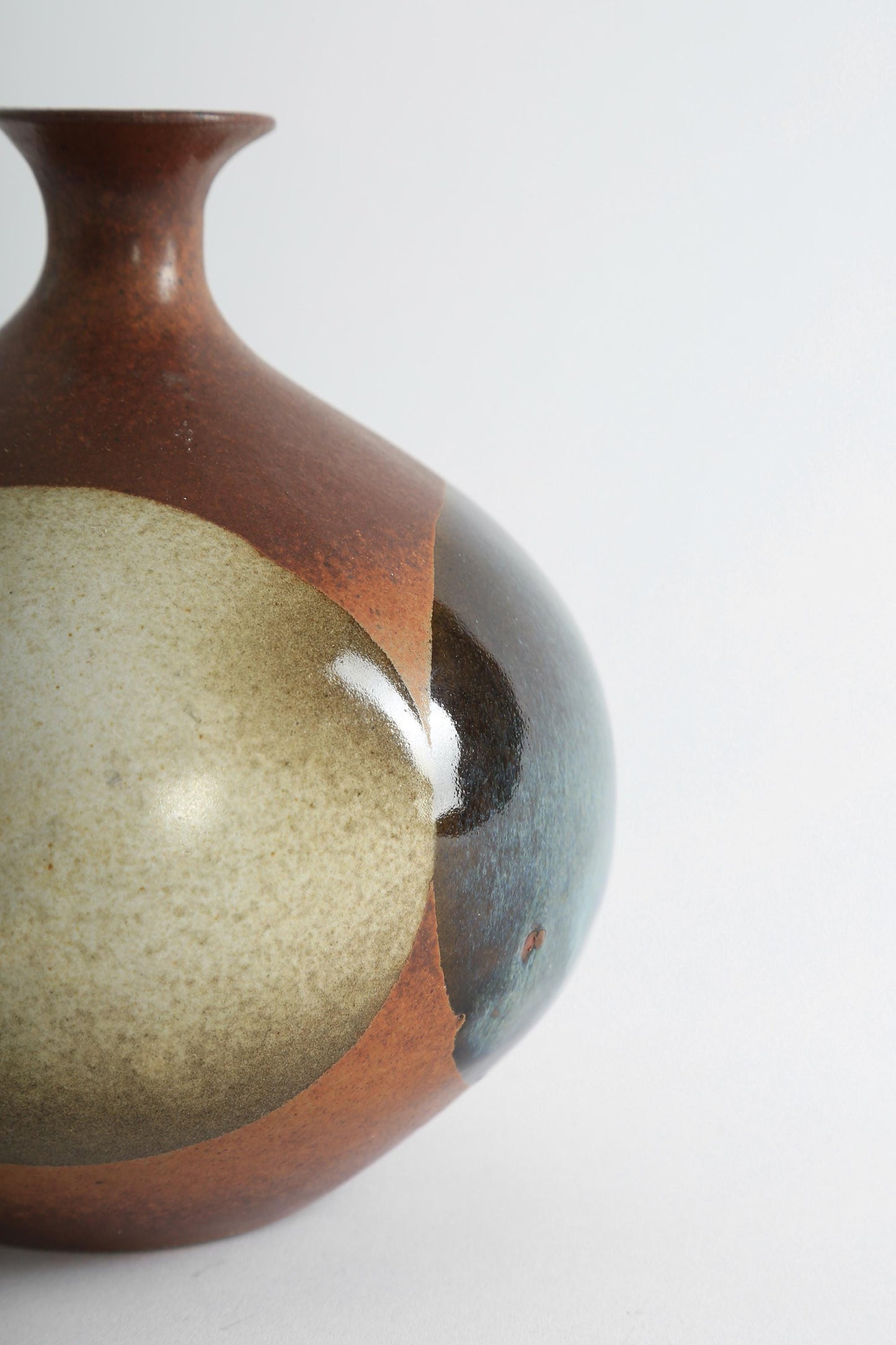 Robert Maxwell bud vase | Robert Maxwell for Pottery Craft