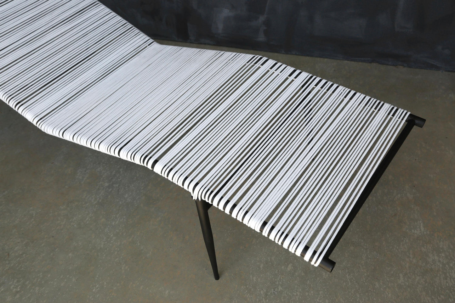 Walter Lamb Surfline lounger | Vintage Walter Lamb outdoor lounge chair