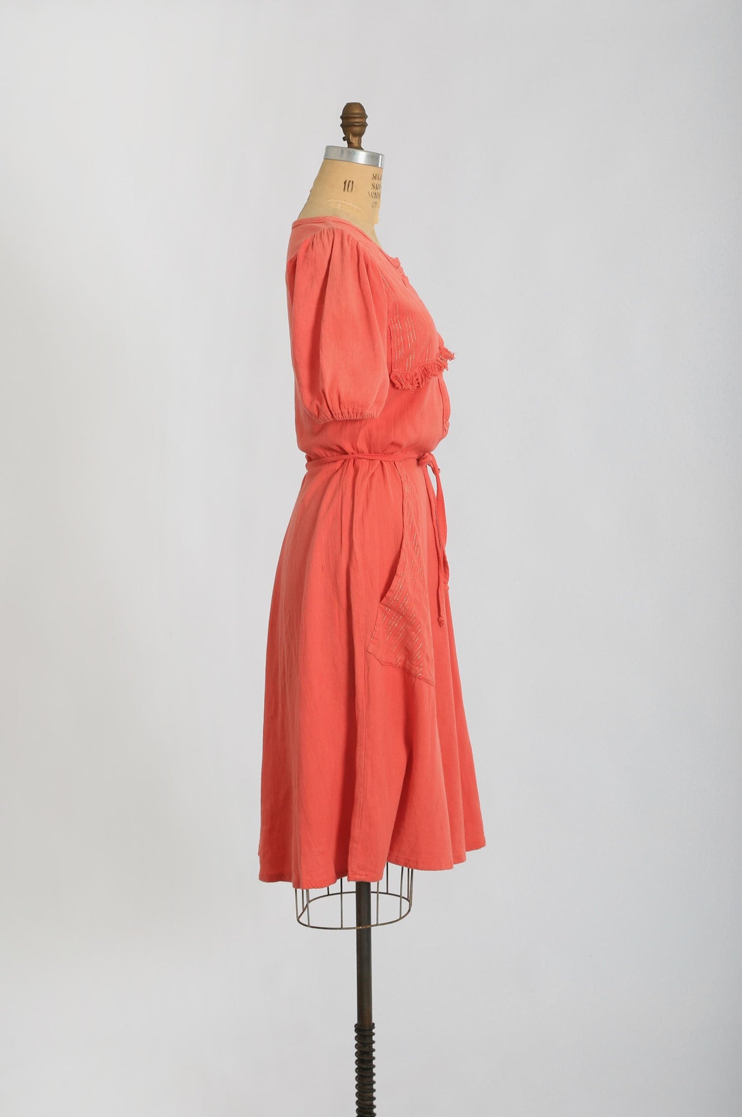 Vintage 40s salmon orange pink cotton day dress