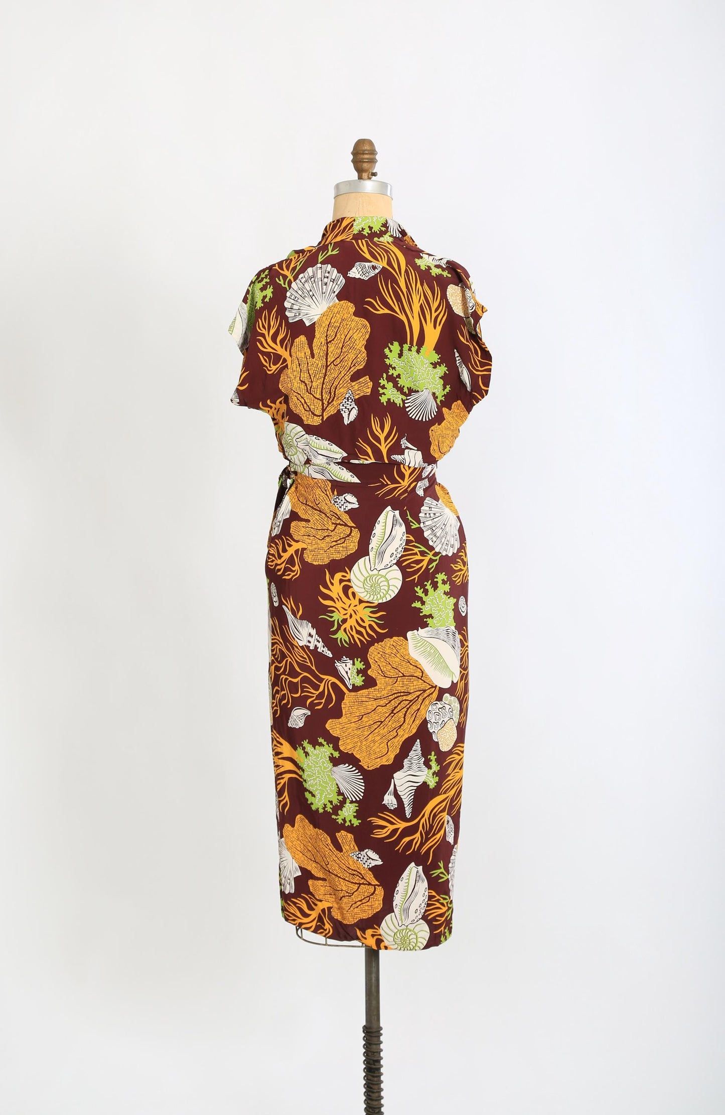 40s Kamehameha dress | Vintage 1940s tropical Hawaiian underwater rayon wiggle dress
