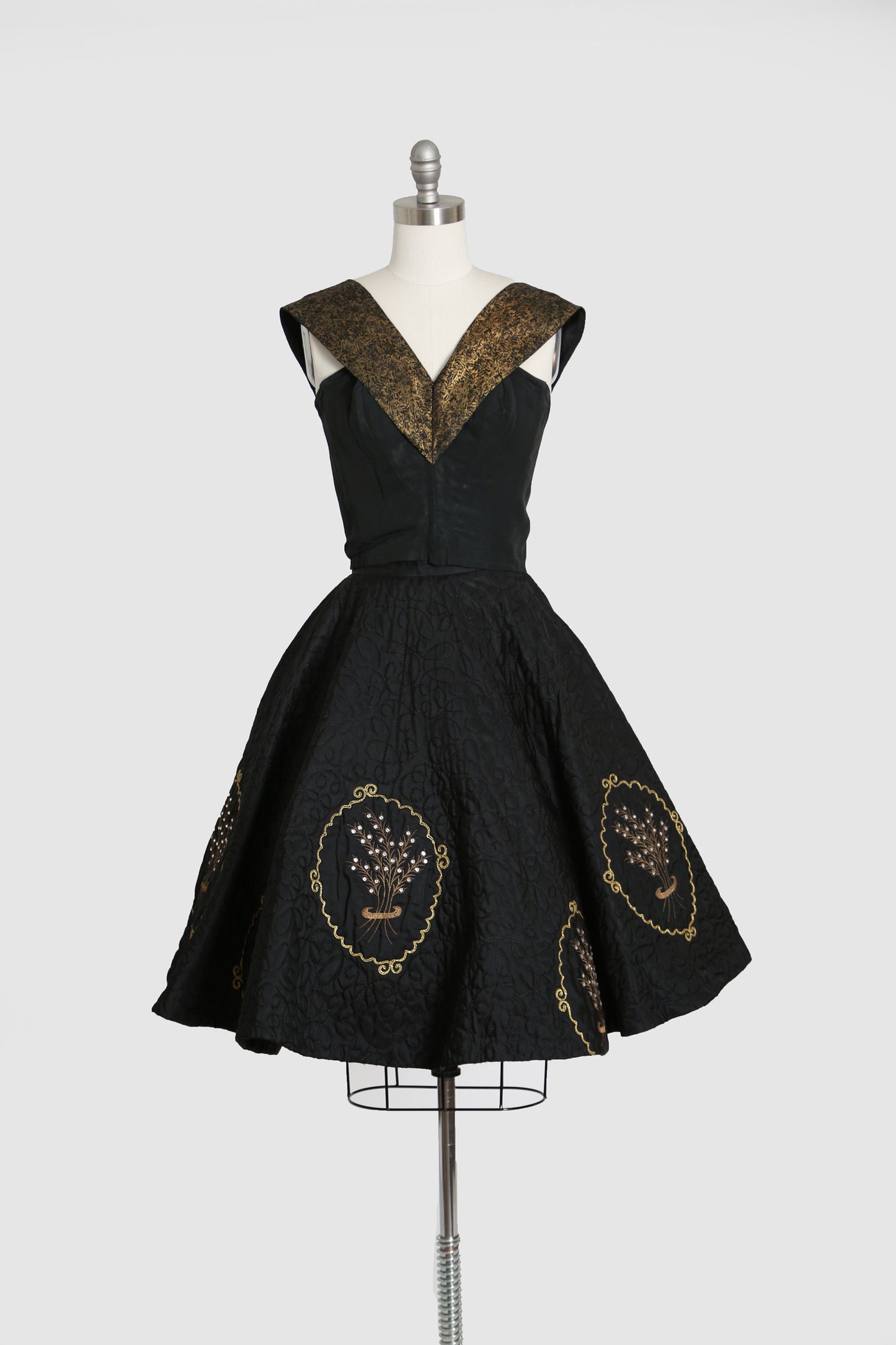 50s quilted gold circle skirt | Vintage 1950s metallic gold floral crop top 2pc skirt set