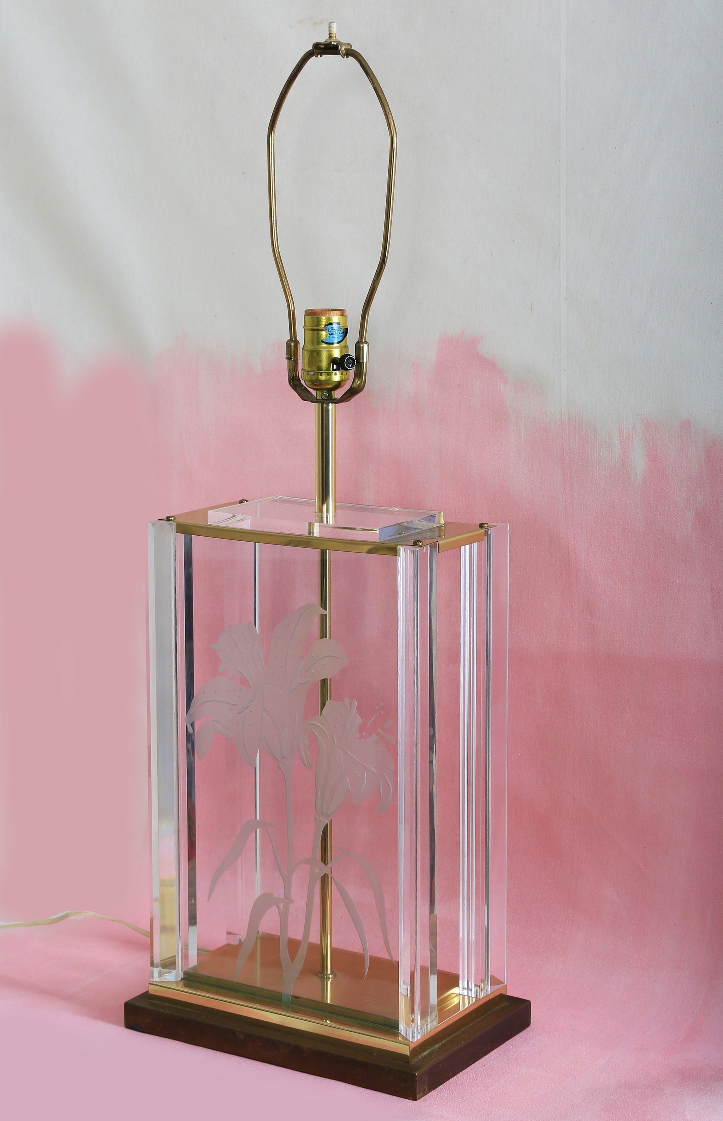 Vintage Fredrick Ramond signed Hollywood Regency acrylic floral etched glass lamp