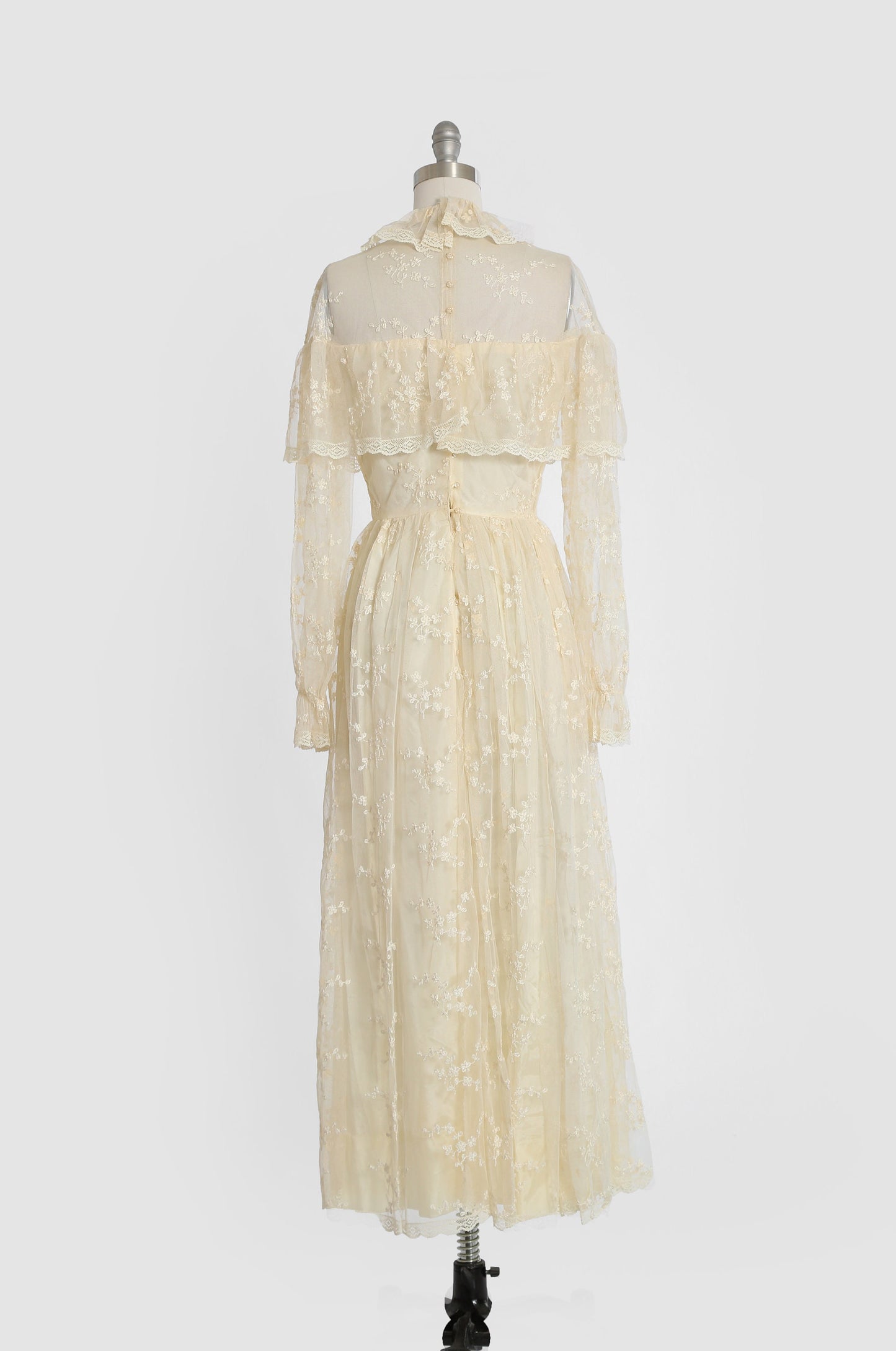 Vintage 70s Ivory floral crochet lace beaded Wedding dress | 1970s Boho long sleeve wedding dress