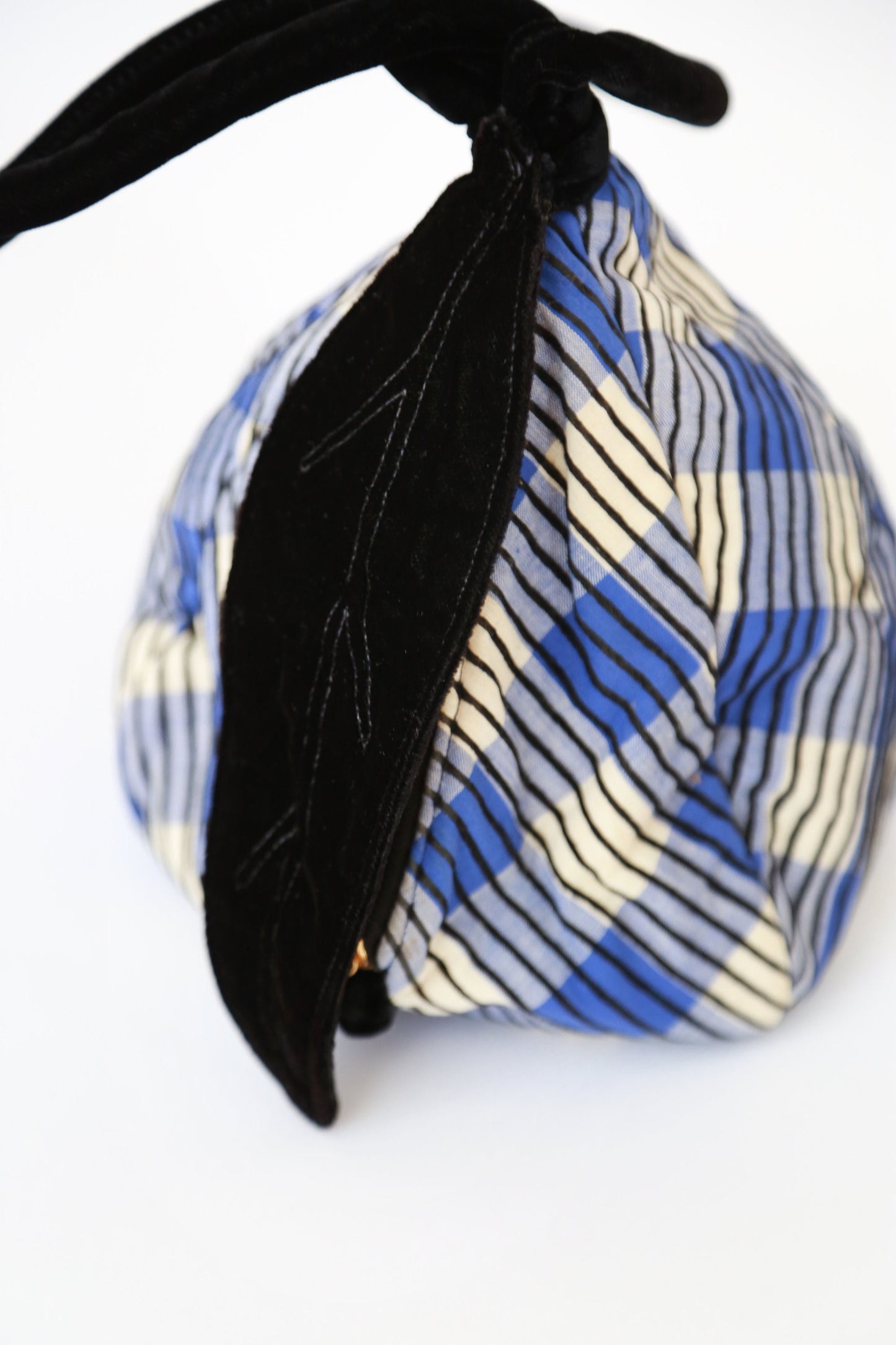 Vintage 40s velvet purse | 1940s single strap leaf purse