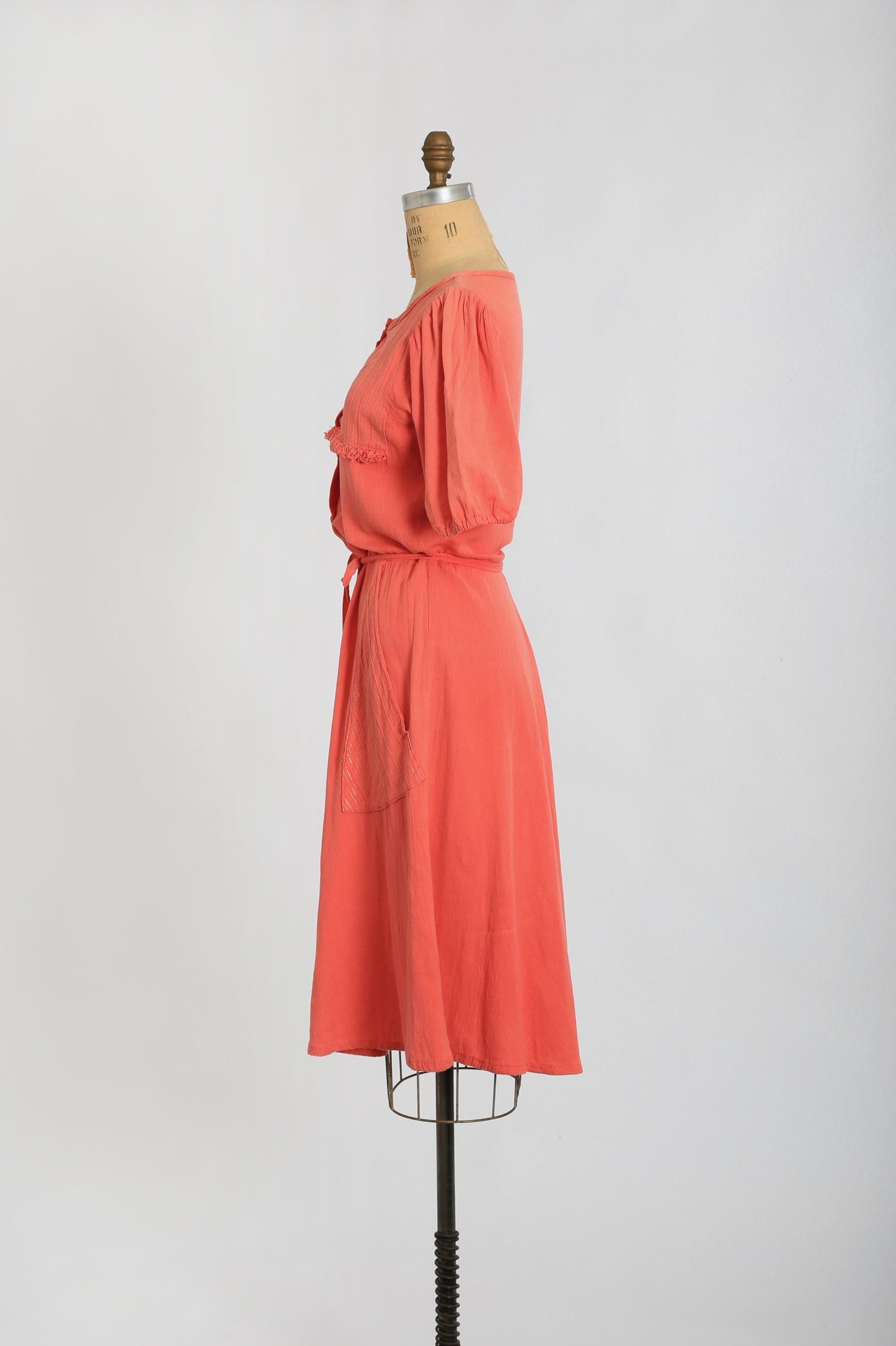 Vintage 40s salmon orange pink cotton day dress