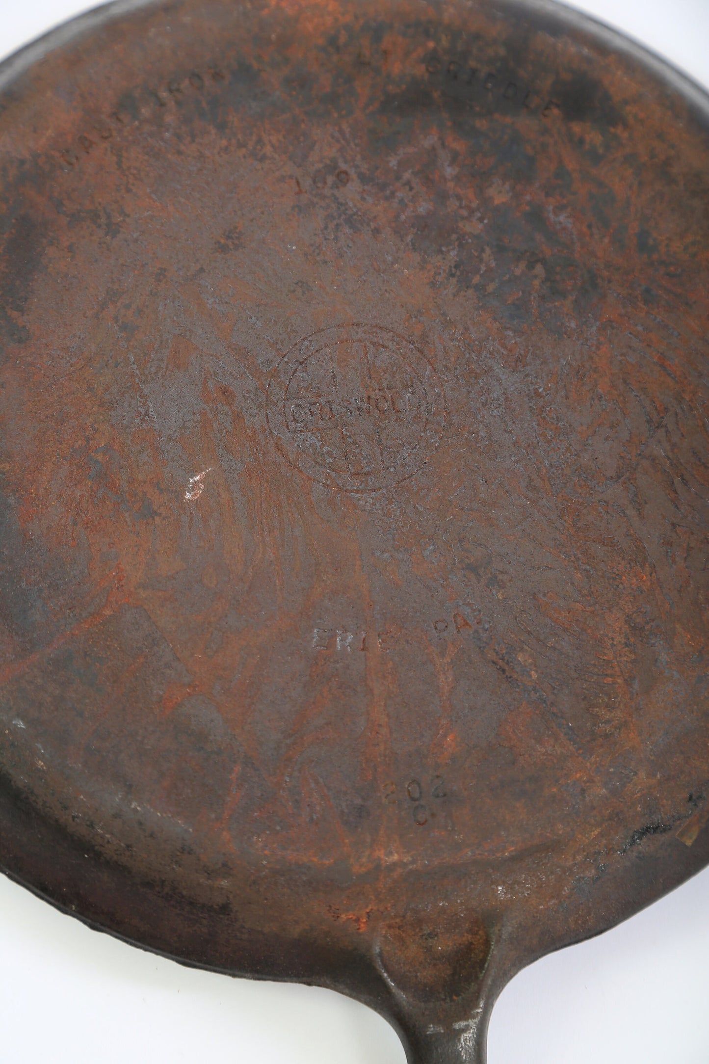 Vintage Griswold cast iron skillet griddle #109