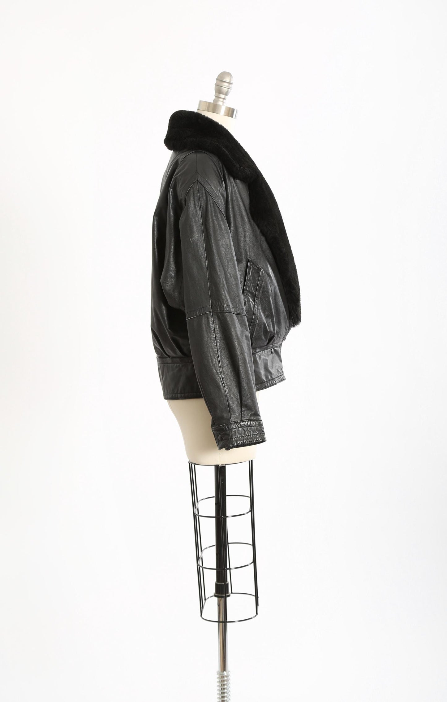 Vintage 90s black leather sherpa fur collar jacket