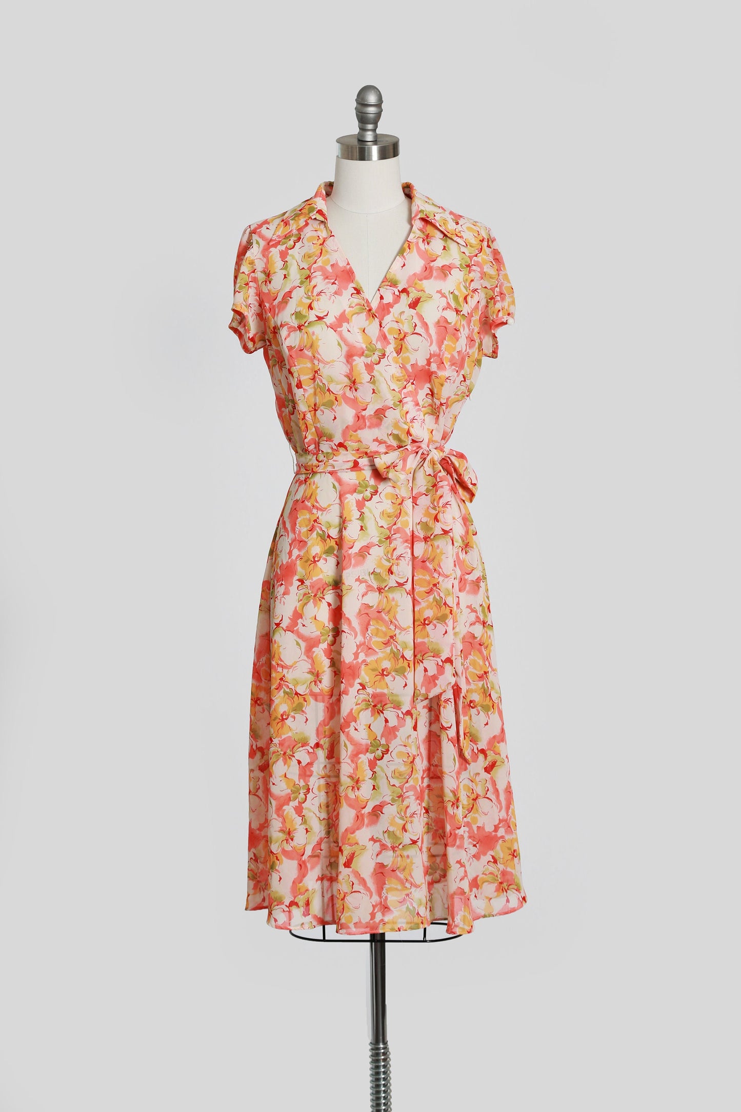 Vintage 90s floral wrap midi dress
