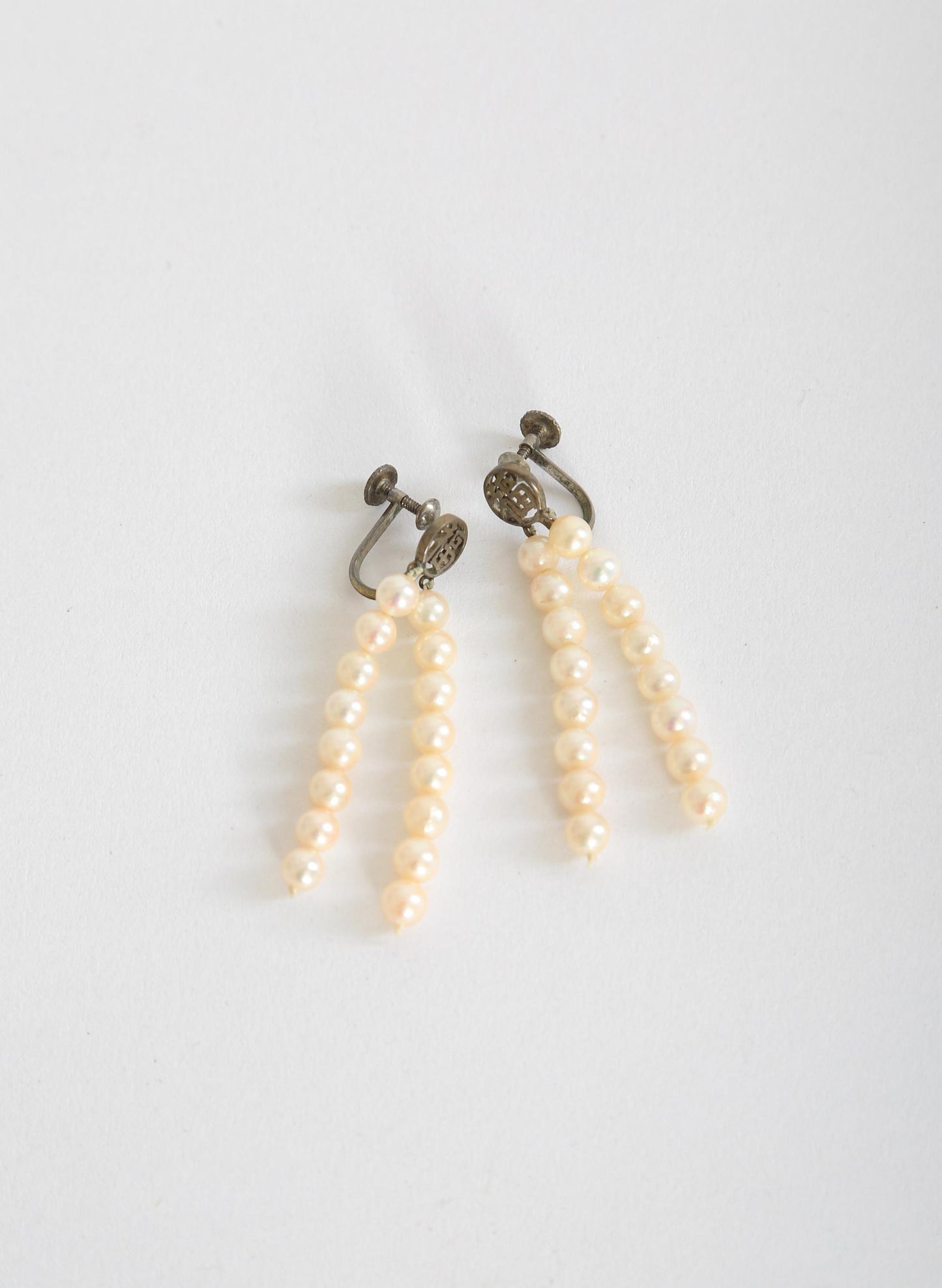 Vintage Ty Lee sterling Silver Chinese Pearl dangle earrings