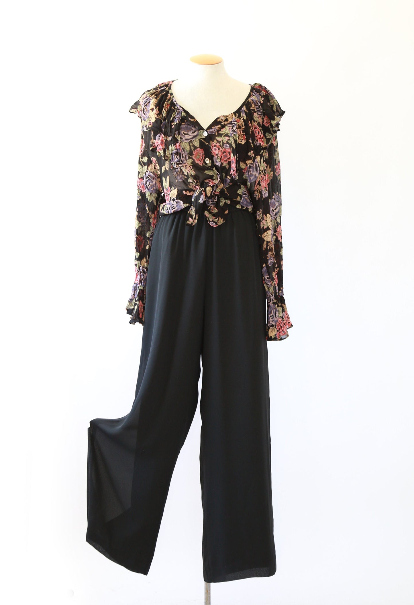 Liz Claiborne wide leg pants | Vintage 90s Black high waist chiffon palazzo pants