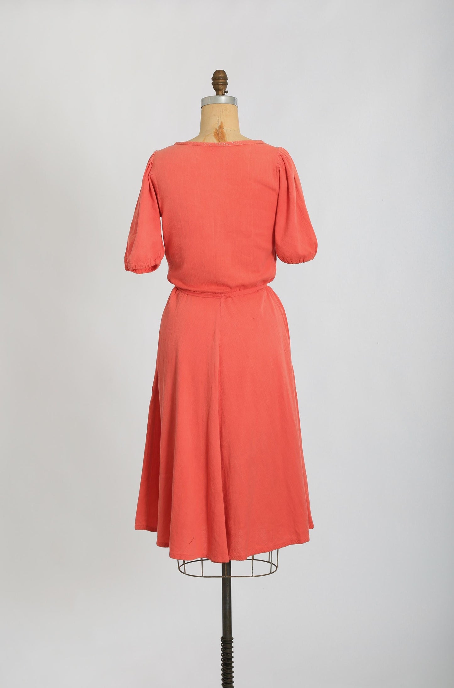 Vintage 40s salmon orange pink cotton day dress