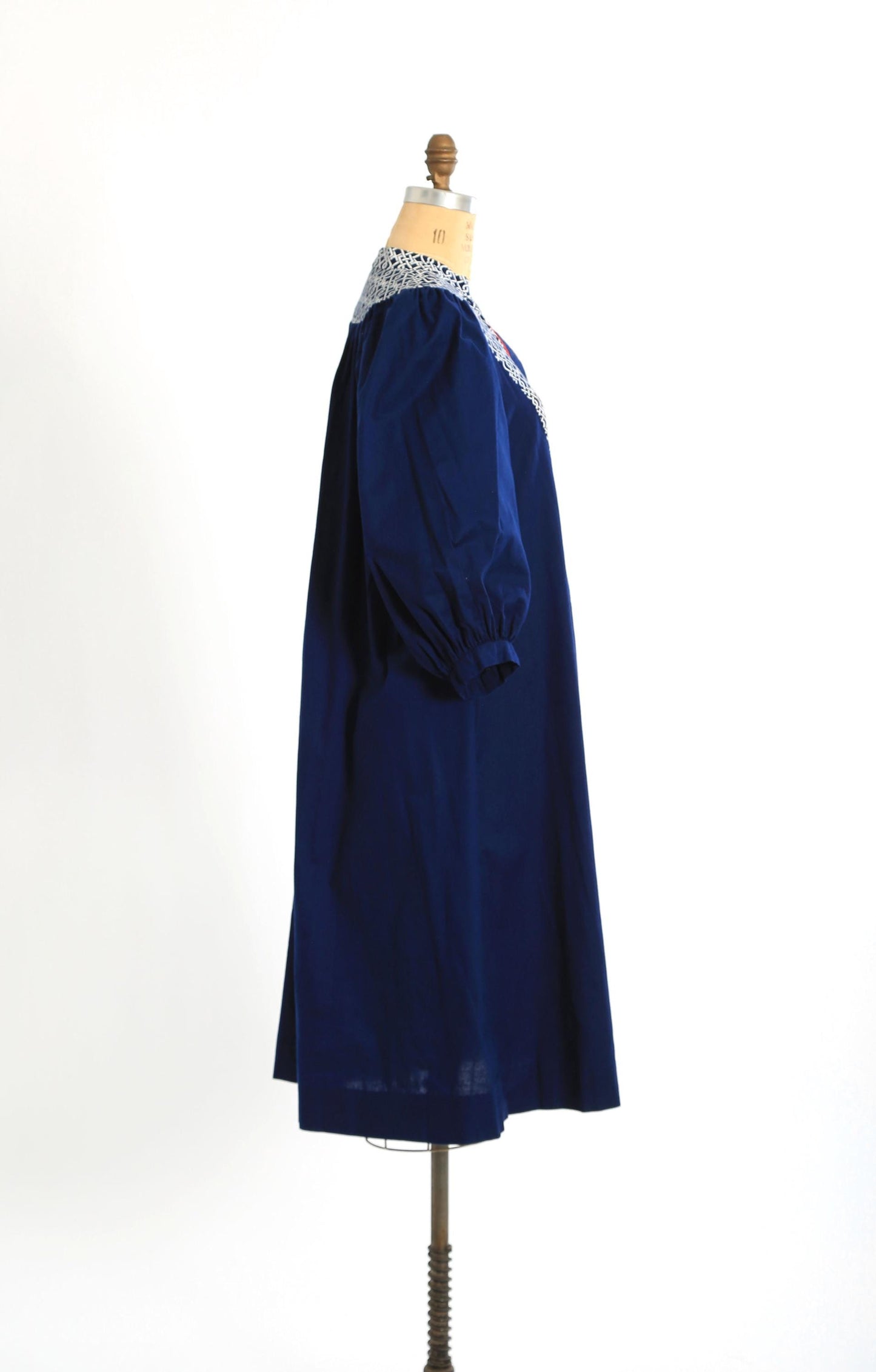 Vintage 70s Navy blue puff sleeve cotton dress