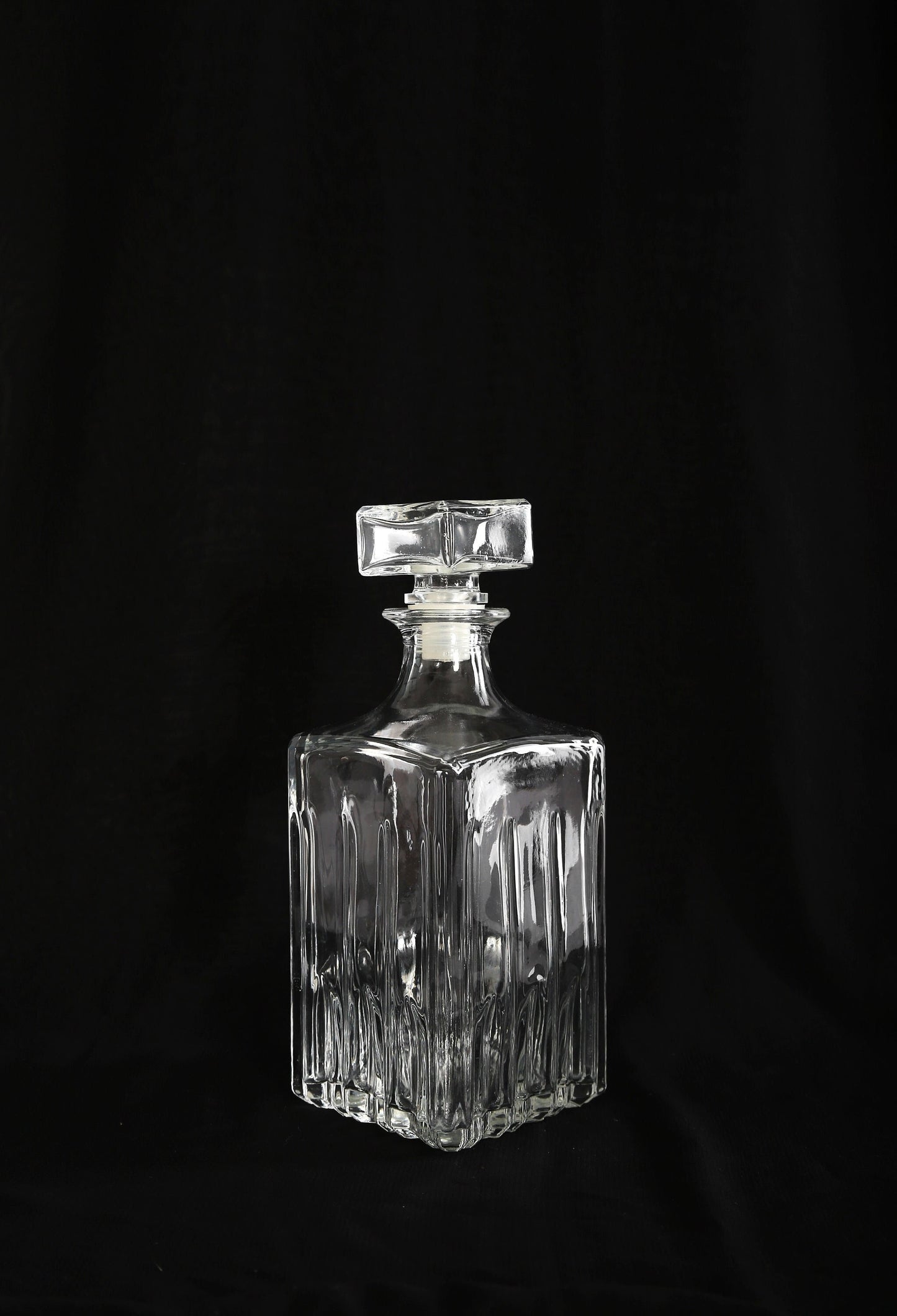 Vintage 70s Italian glass decanter liquor bottle