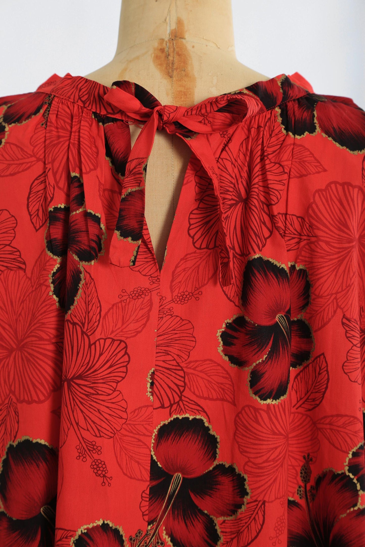 Vintage 1960s deadstock Red tropical hand painted Hibiscus dress