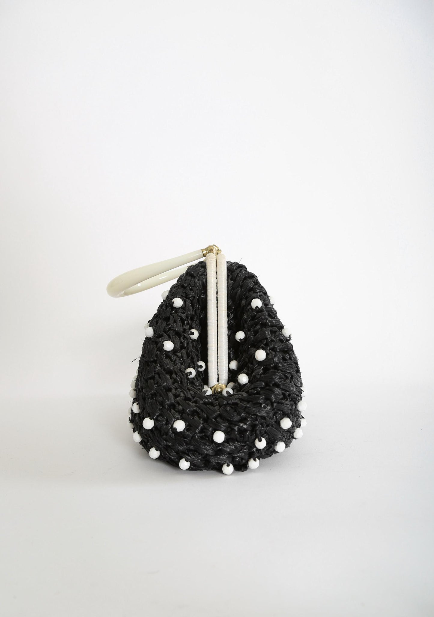 Vintage woven beaded Raffia purse