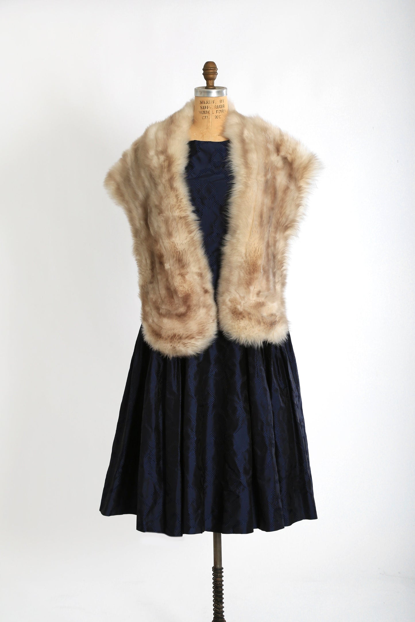 Vintage 50s fox fur stole wrap shawl | wedding white fox fur shawl stole