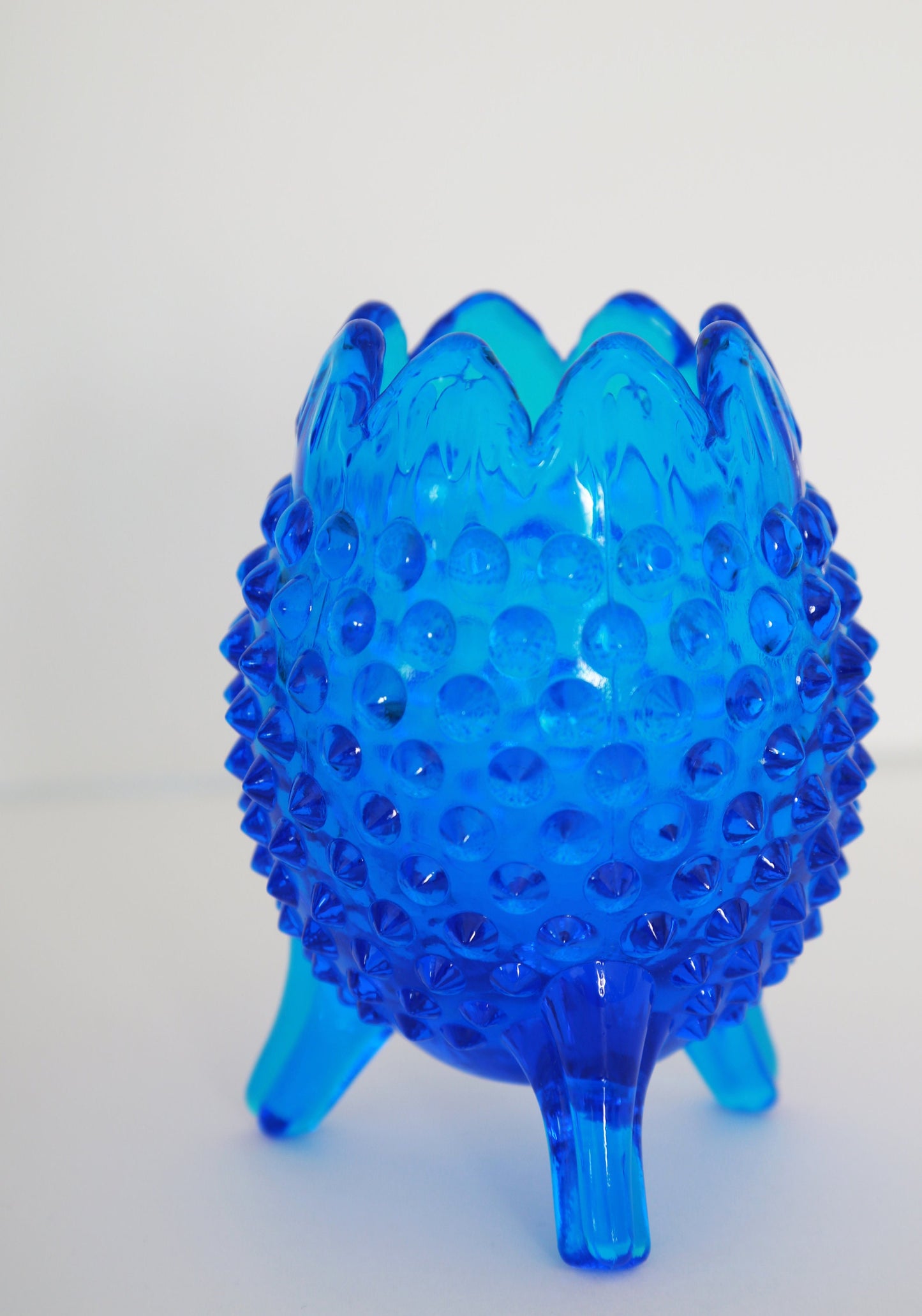 Vintage Fenton glass blue Colonial Hobnail Egg