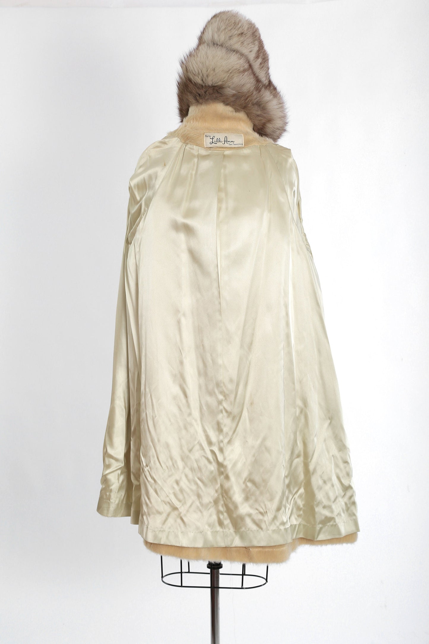 Lilli Ann Paris coat | Vintage 50s Lilli Ann fox fur mohair swing coat