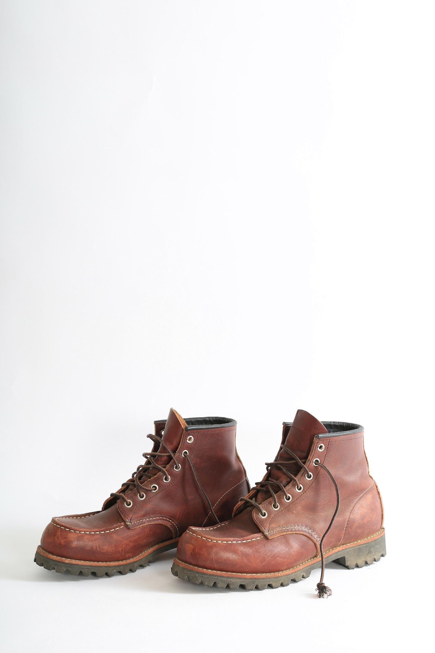 Vintage Red Wings 8146 Roughneck 6-Inch brown Leather Heritage Boots Made in USA Men's work boots Sz. 9