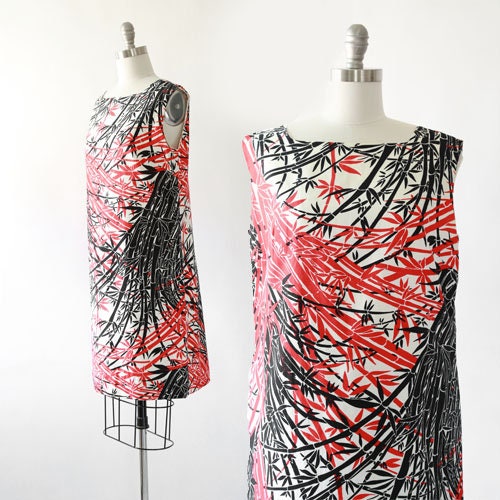 Vintage 60s MOD Bamboo print shift dress