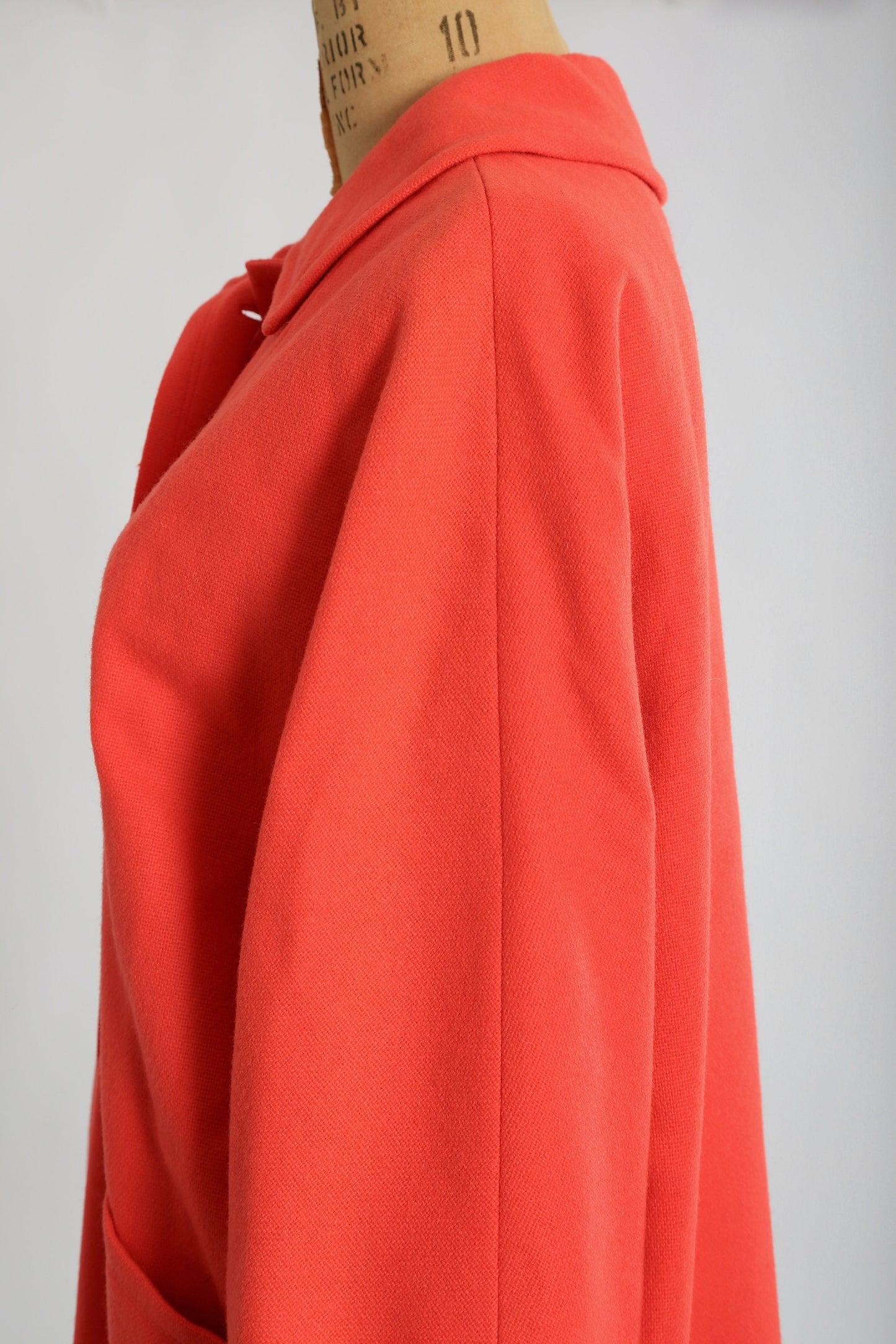 Vintage 50s 60s salmon orange woven wool coat