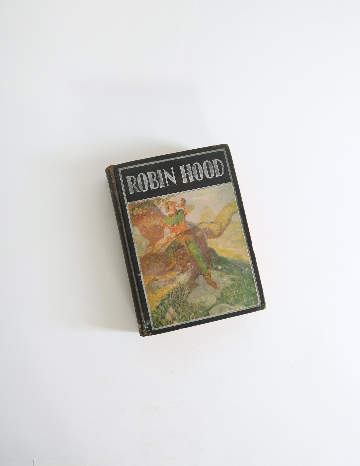 1930 Robin Hood Book | Robin Hood by Edith Heal illustrated by Dan Content