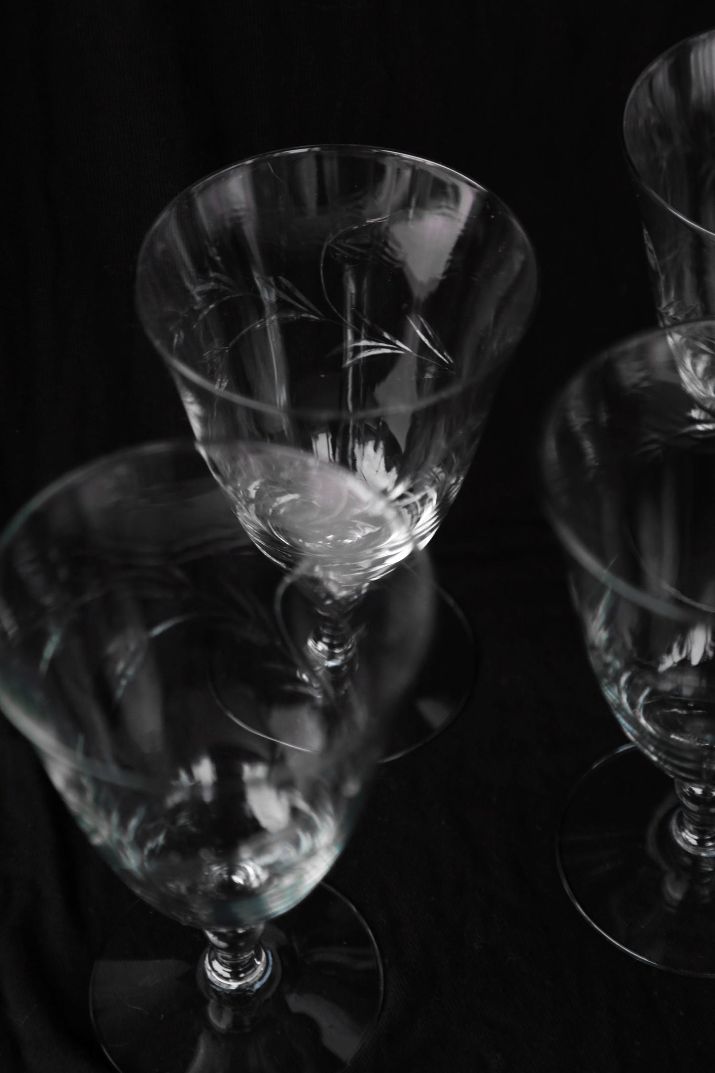 Antique floral glasses | Vintage 40s hand blown etched drinking glasses | champagne wedding barware glasses 5