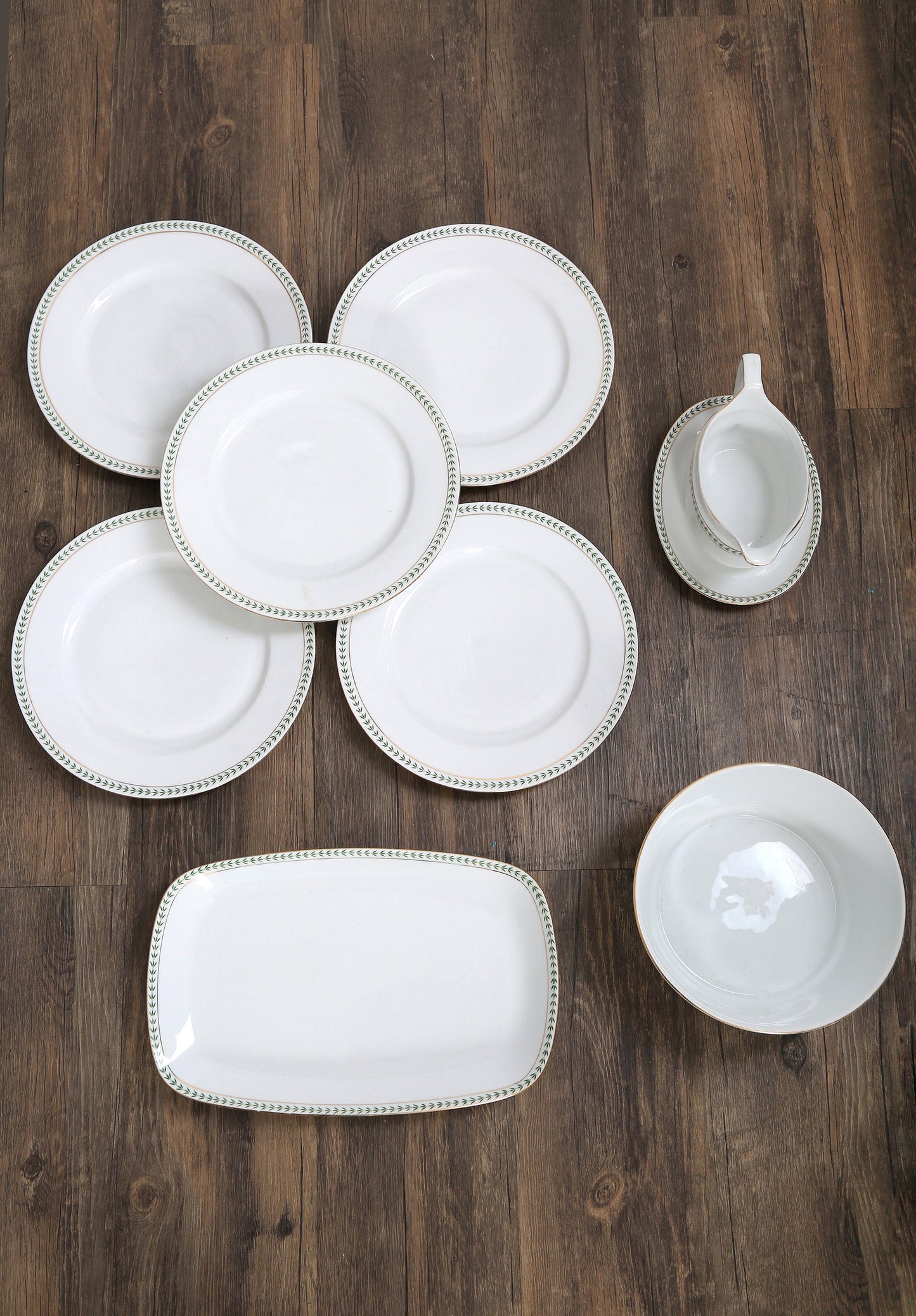 Vintage Eschenbach Bavaria Germany green garland Christmas dinner plates set | 23 piece set