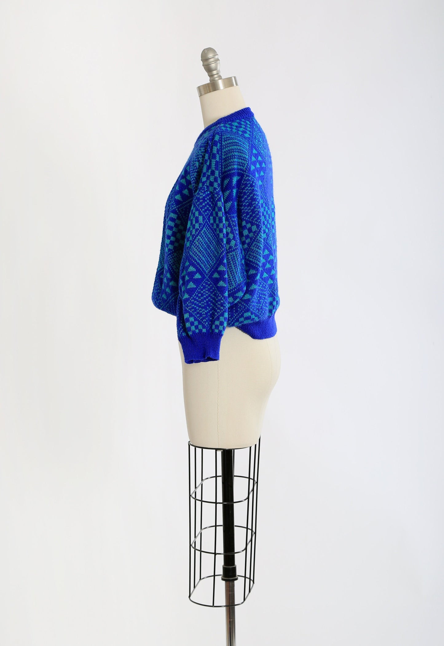 Vintage 80s blue geometric sloutchy knit sweater