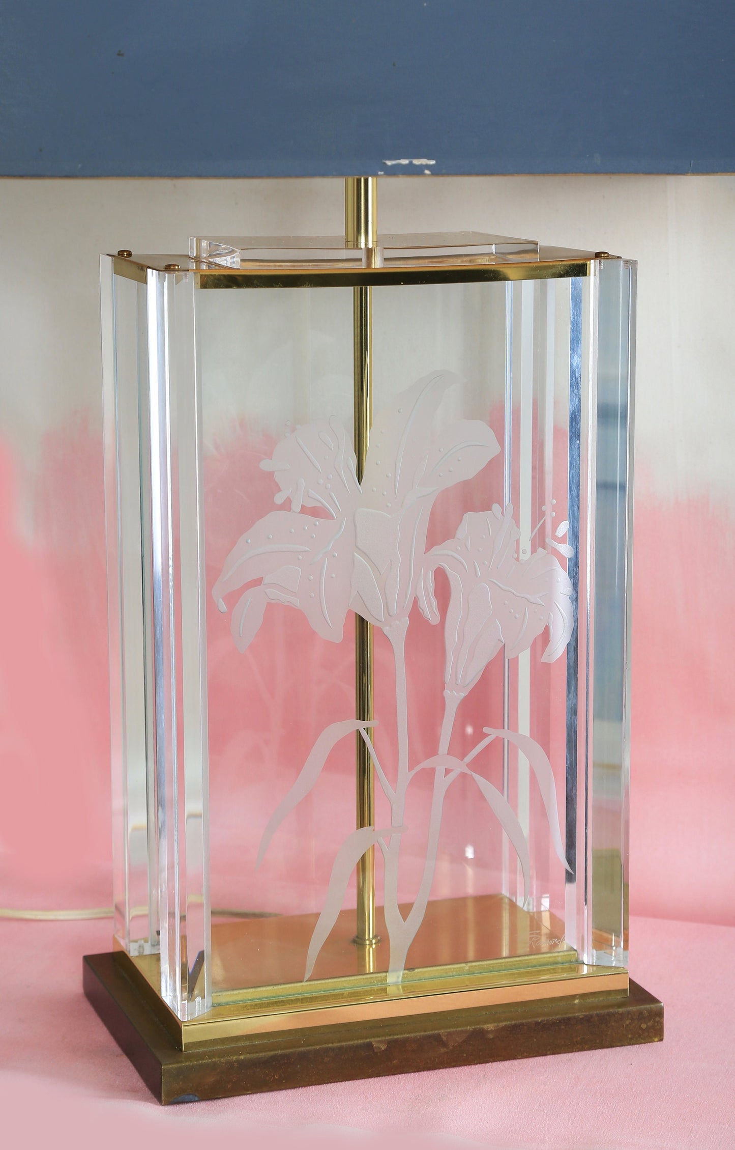 Vintage Fredrick Ramond signed Hollywood Regency acrylic floral etched glass lamp