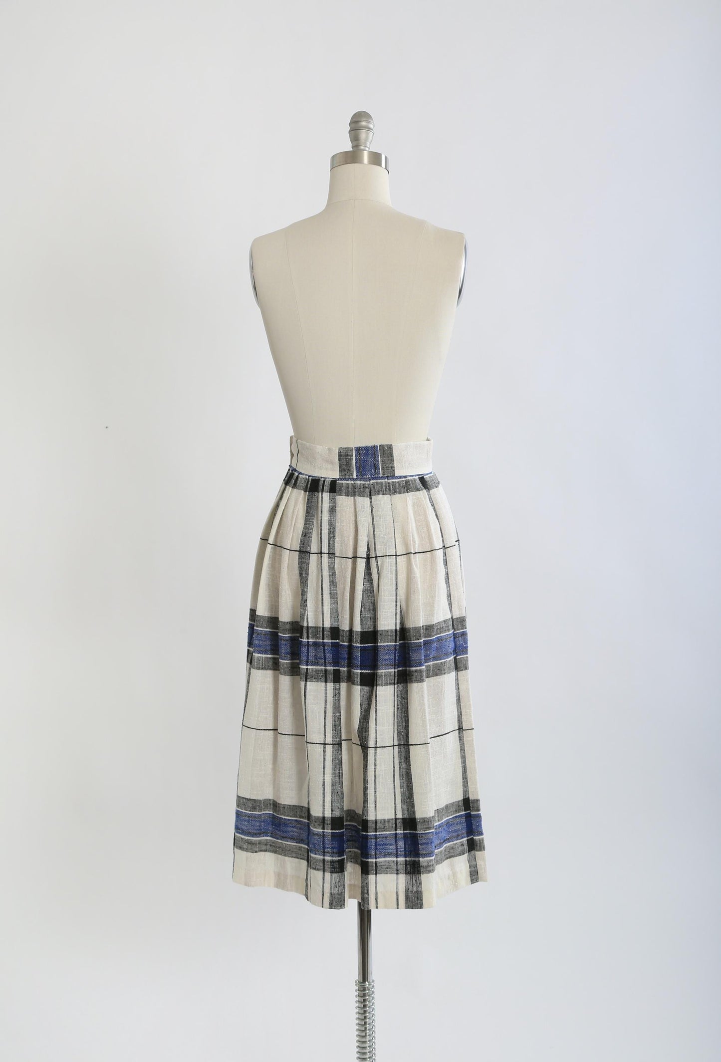 Vintage 80s 90s blue + white plaid woven skirt