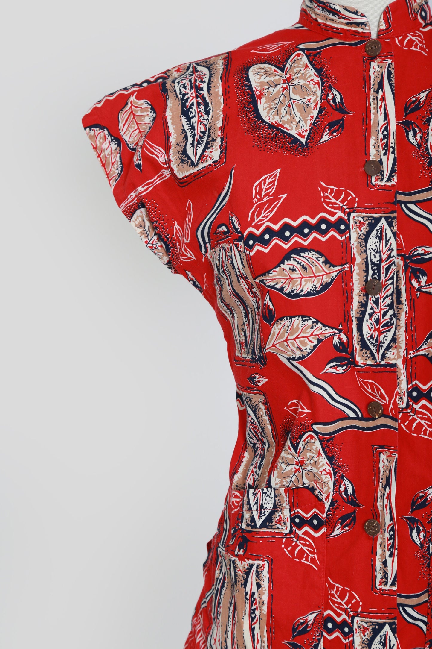 Paradise Isle top | Vintage 40s Hawaiian blouse | 1940s tropical floral cotton blouse