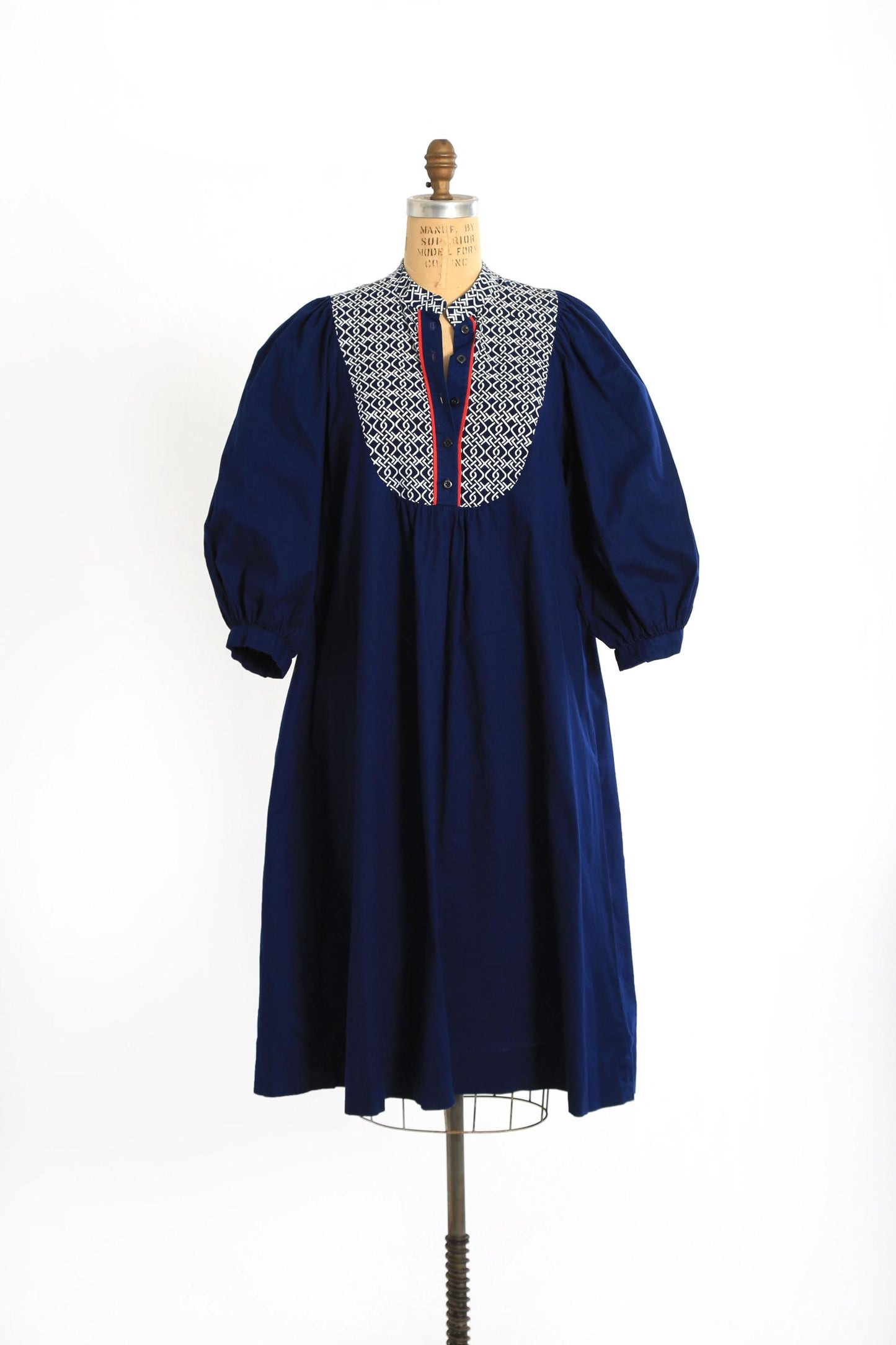 Vintage 70s Navy blue puff sleeve cotton dress