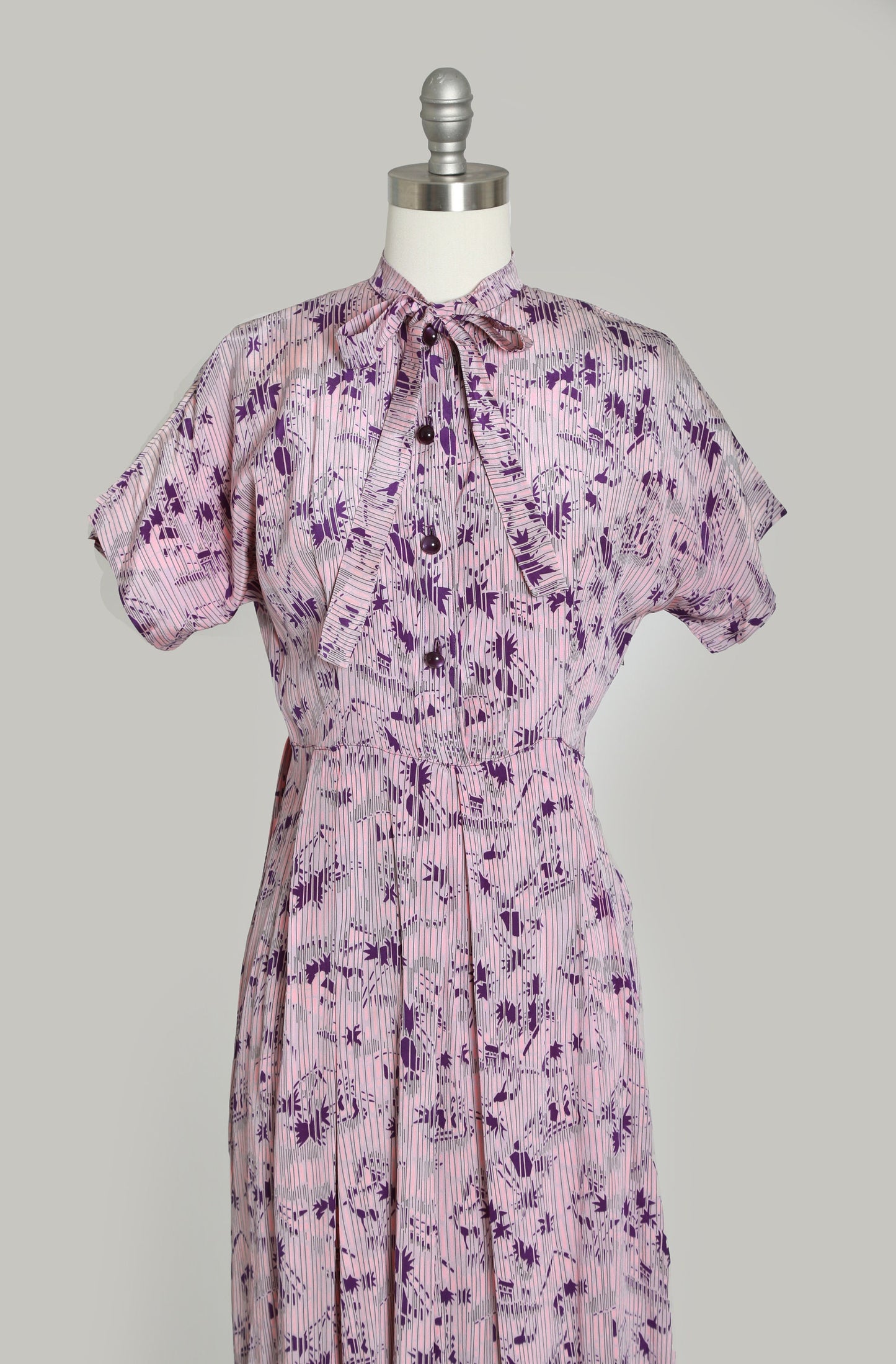 40s silk dress | Vintage 1940s purple palm desert camel silk dress | 1940s novelty print dress