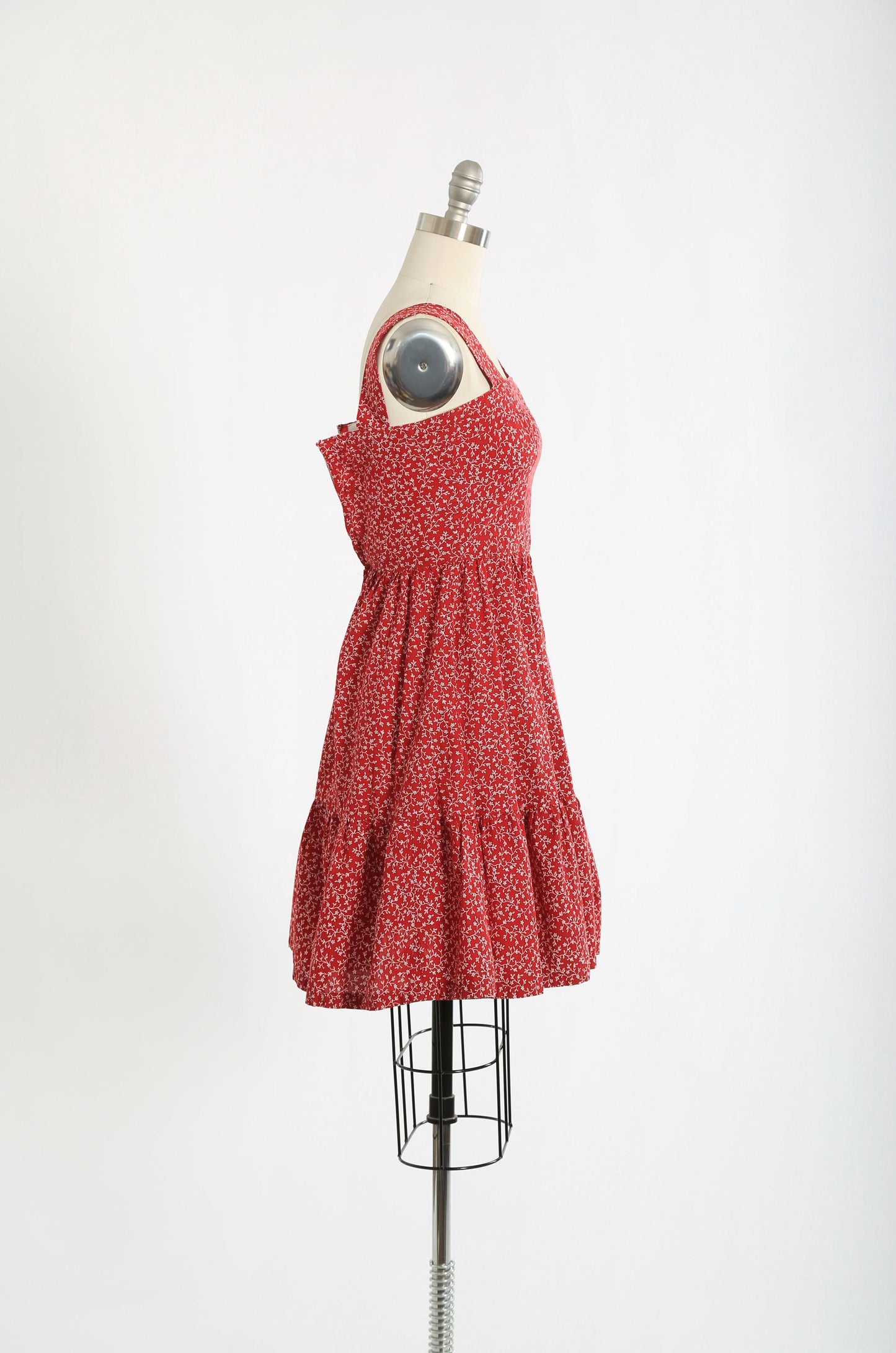 Vintage 70s red + white floral cotton dress