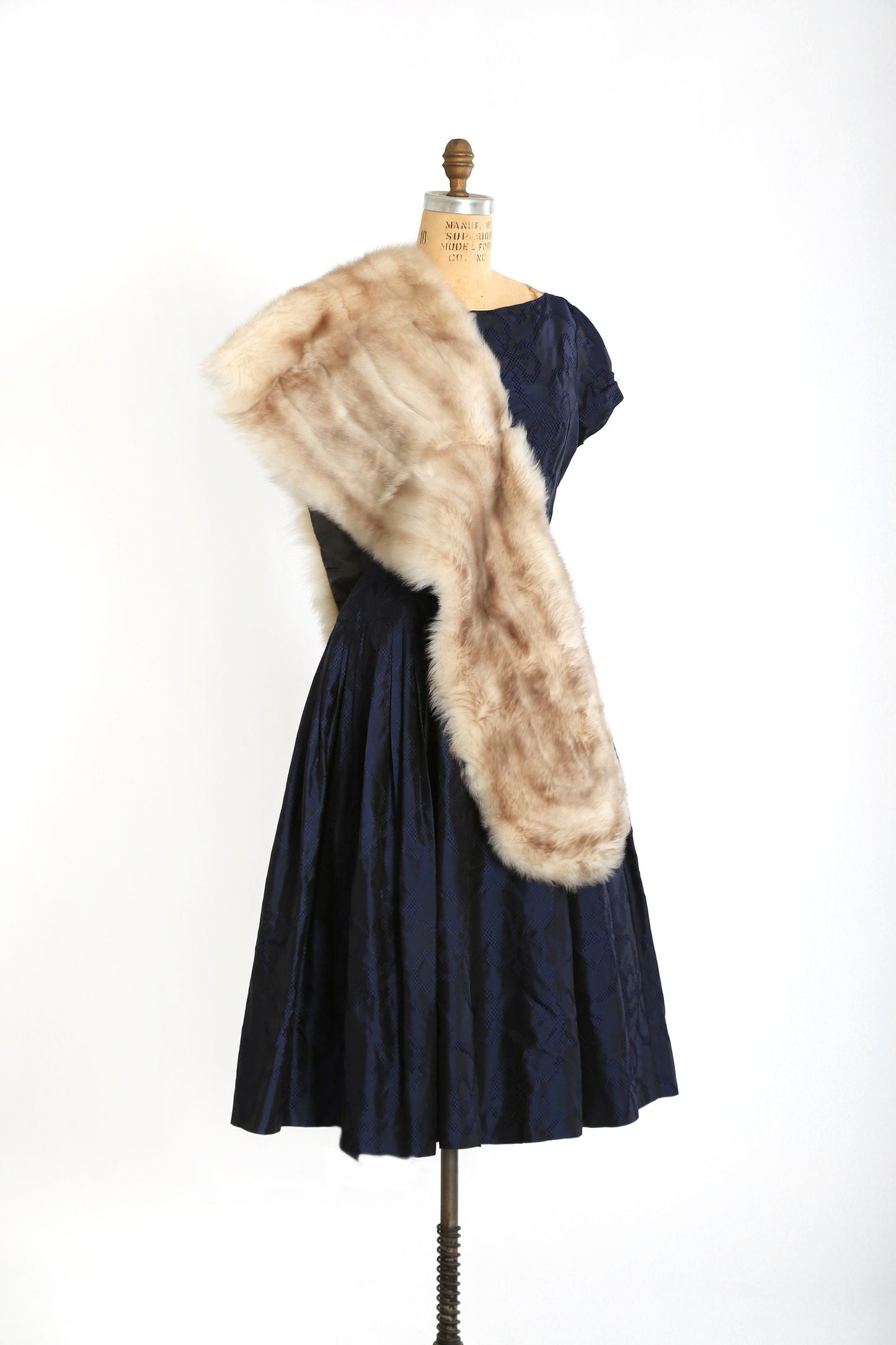 Vintage 50s fox fur stole wrap shawl | wedding white fox fur shawl stole