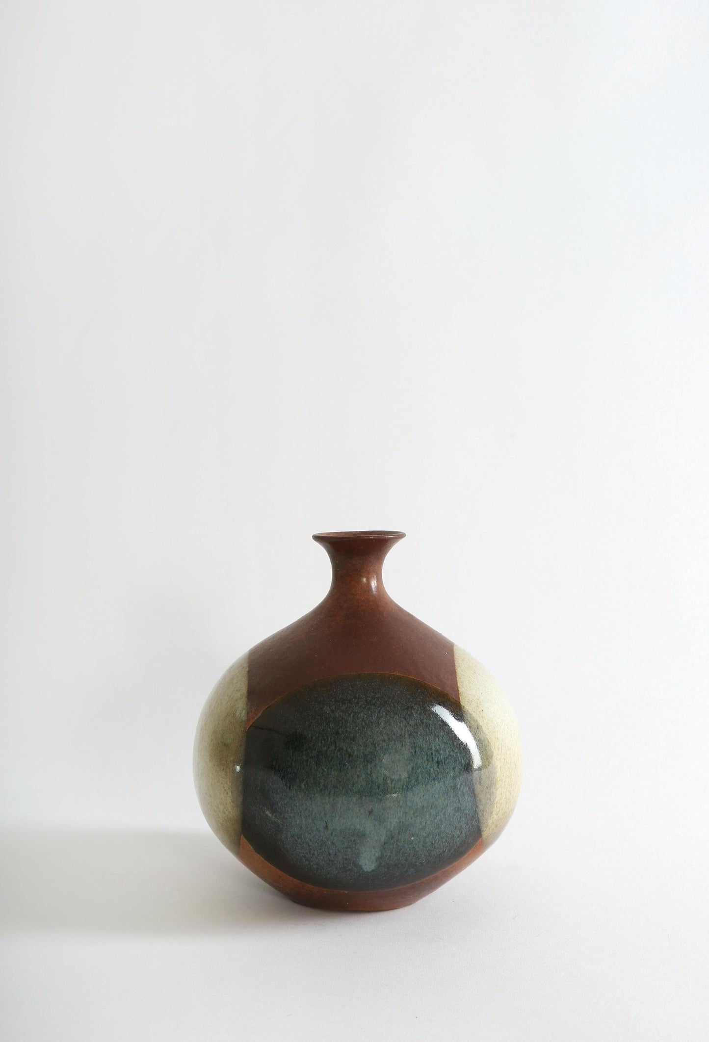 Robert Maxwell bud vase | Robert Maxwell for Pottery Craft
